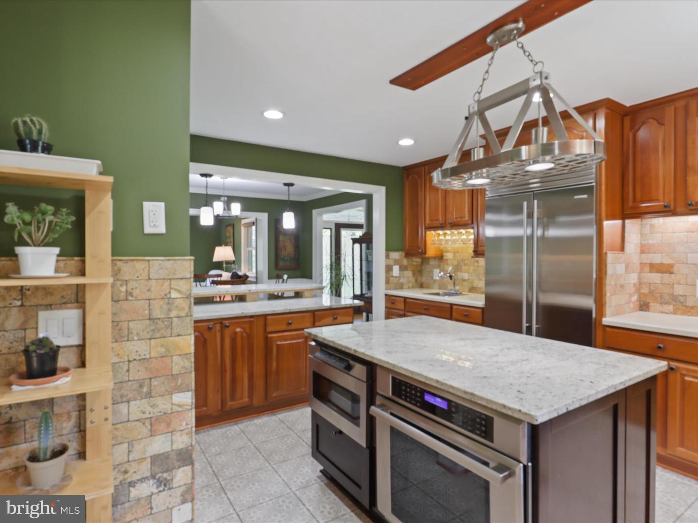 432 ORCHARD ST NW, VIENNA, Virginia 22180, 5 Bedrooms Bedrooms, 20 Rooms Rooms,4 BathroomsBathrooms,Residential,For sale,432 ORCHARD ST NW,VAFX2236226 MLS # VAFX2236226