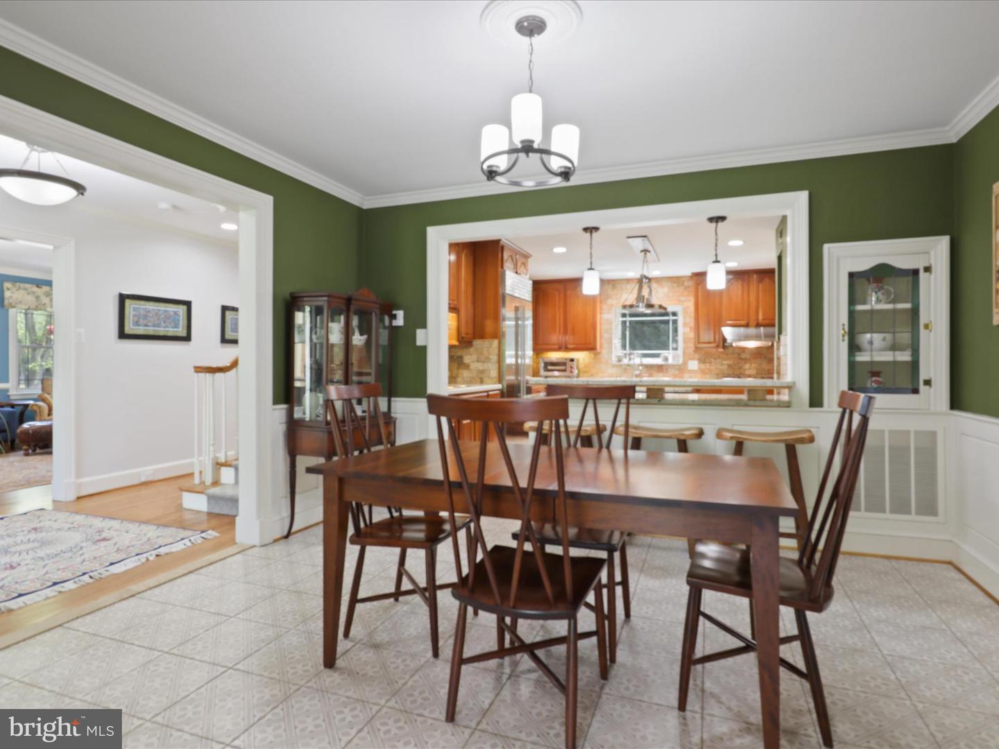 432 ORCHARD ST NW, VIENNA, Virginia 22180, 5 Bedrooms Bedrooms, 20 Rooms Rooms,4 BathroomsBathrooms,Residential,For sale,432 ORCHARD ST NW,VAFX2236226 MLS # VAFX2236226