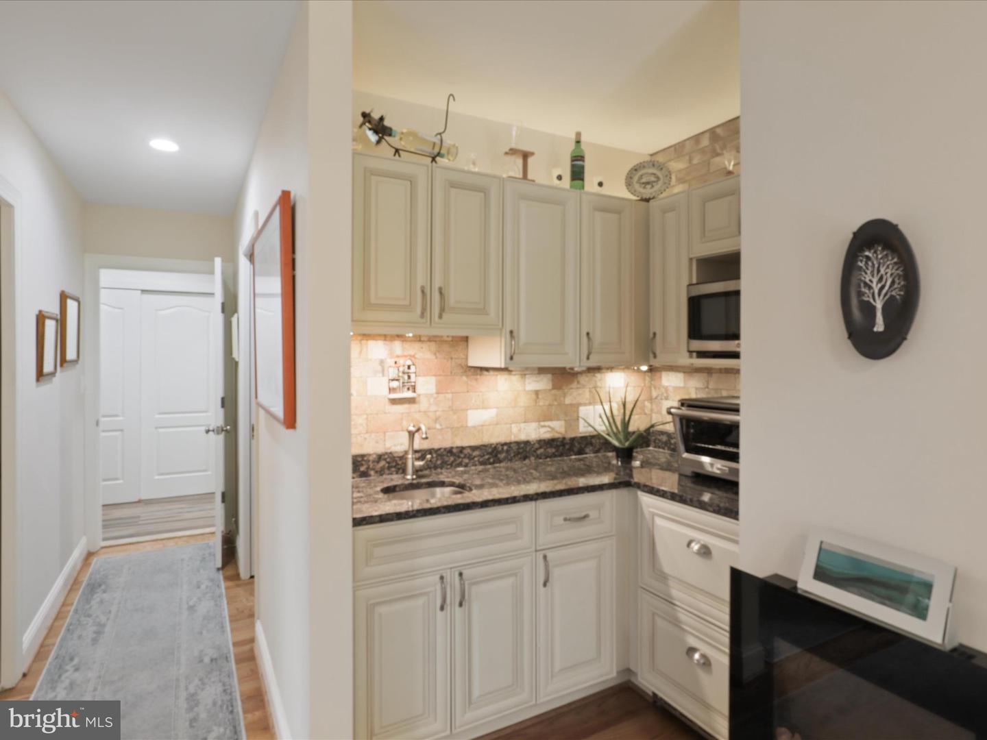 432 ORCHARD ST NW, VIENNA, Virginia 22180, 5 Bedrooms Bedrooms, 20 Rooms Rooms,4 BathroomsBathrooms,Residential,For sale,432 ORCHARD ST NW,VAFX2236226 MLS # VAFX2236226
