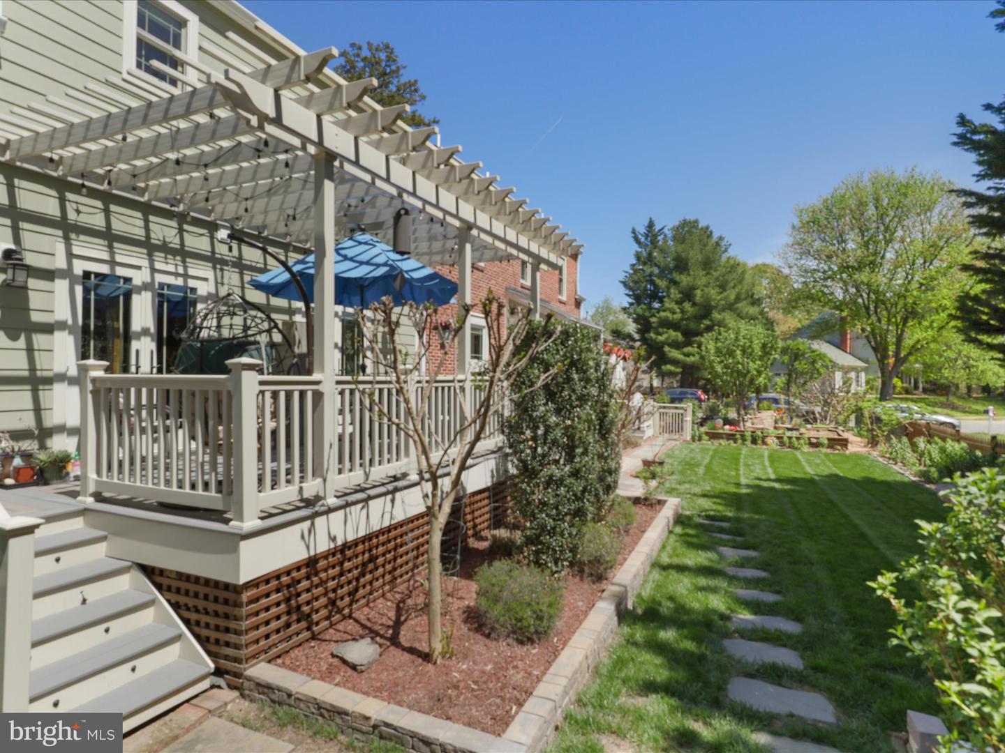 432 ORCHARD ST NW, VIENNA, Virginia 22180, 5 Bedrooms Bedrooms, 20 Rooms Rooms,4 BathroomsBathrooms,Residential,For sale,432 ORCHARD ST NW,VAFX2236226 MLS # VAFX2236226