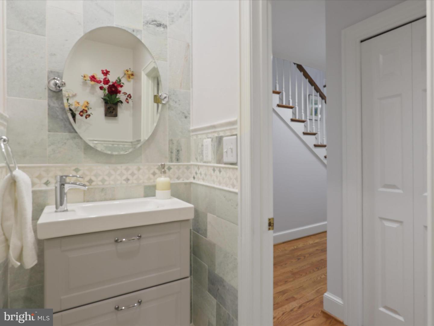 432 ORCHARD ST NW, VIENNA, Virginia 22180, 5 Bedrooms Bedrooms, 20 Rooms Rooms,4 BathroomsBathrooms,Residential,For sale,432 ORCHARD ST NW,VAFX2236226 MLS # VAFX2236226