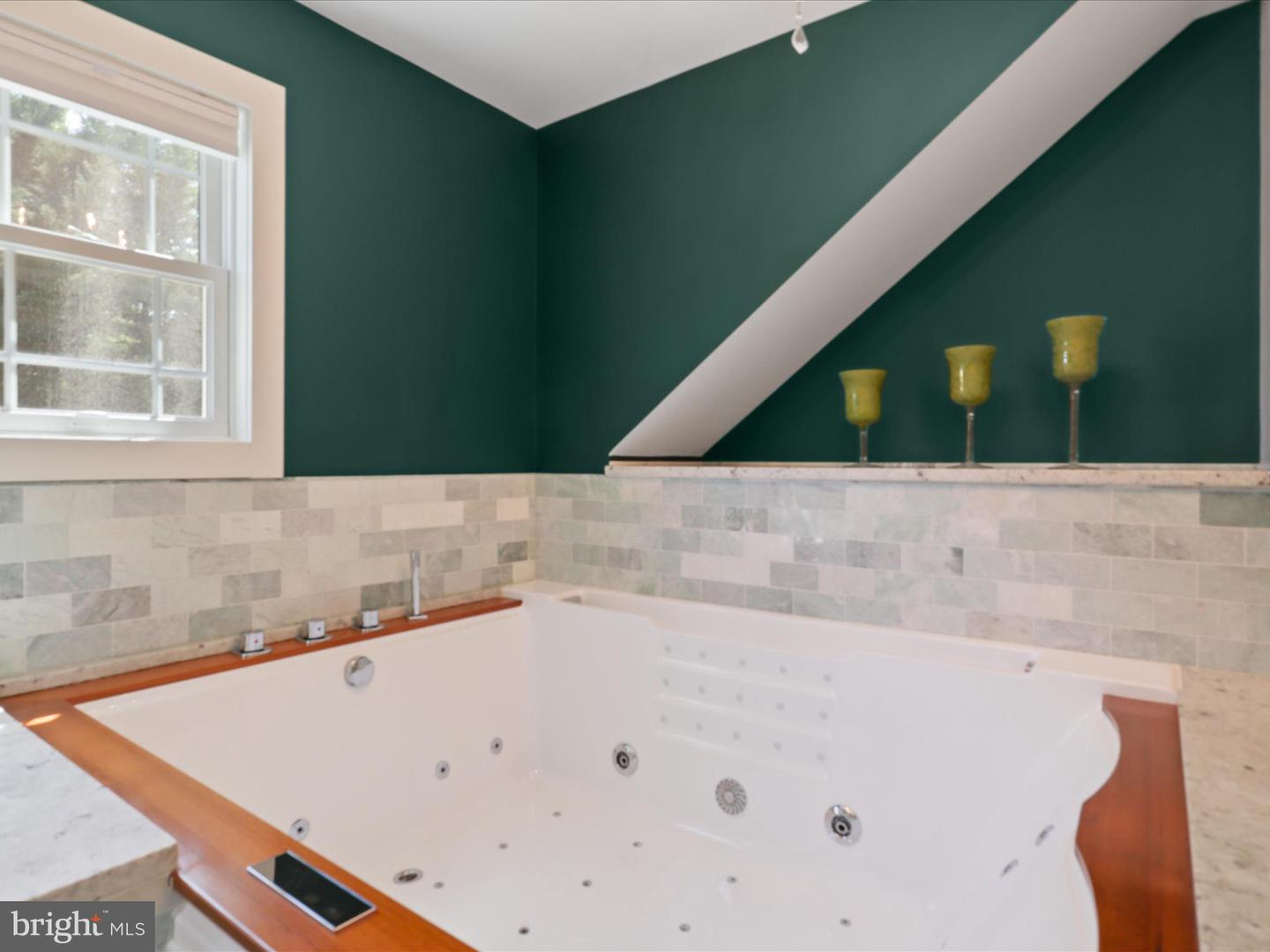 432 ORCHARD ST NW, VIENNA, Virginia 22180, 5 Bedrooms Bedrooms, 20 Rooms Rooms,4 BathroomsBathrooms,Residential,For sale,432 ORCHARD ST NW,VAFX2236226 MLS # VAFX2236226