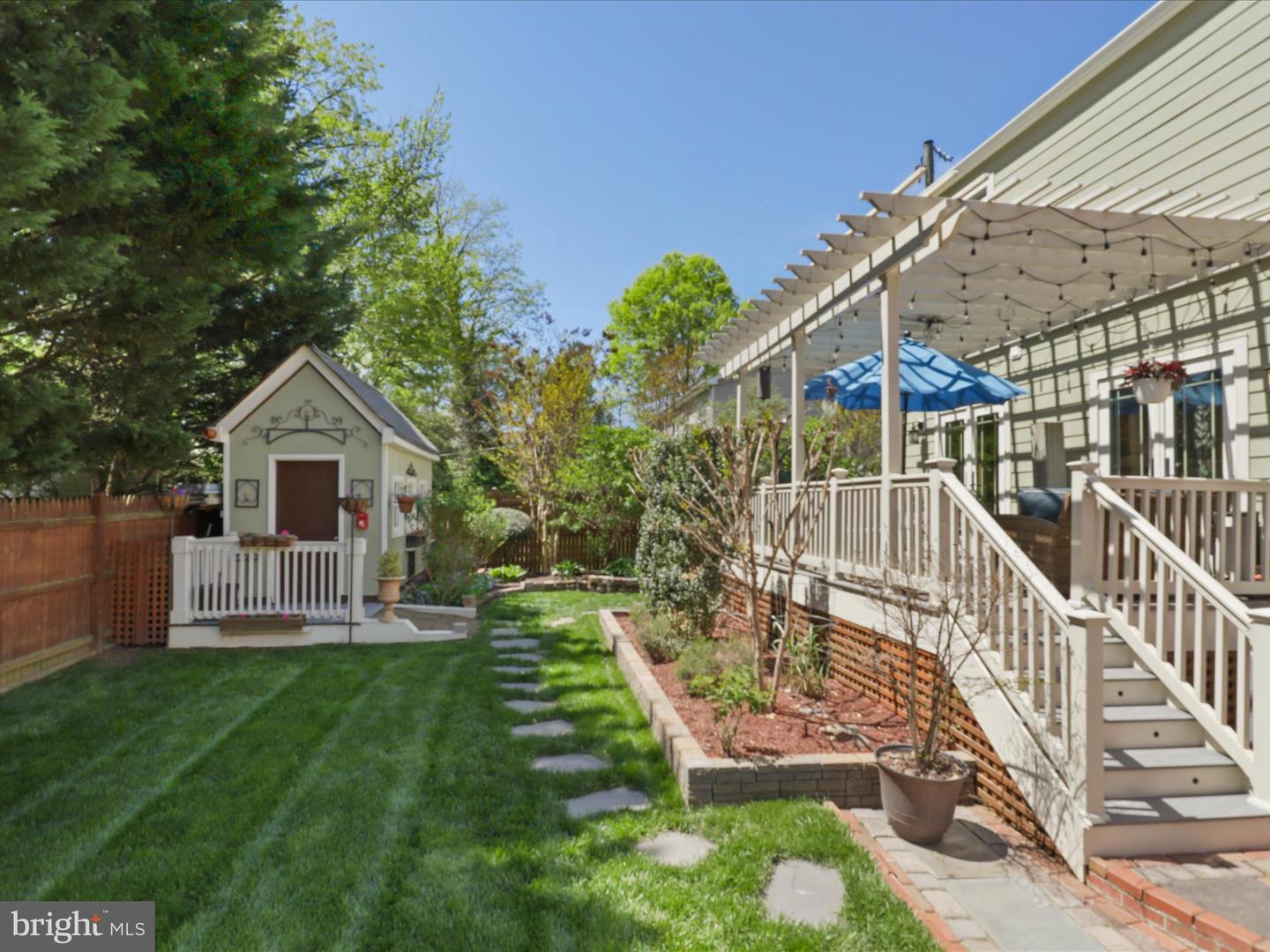 432 ORCHARD ST NW, VIENNA, Virginia 22180, 5 Bedrooms Bedrooms, 20 Rooms Rooms,4 BathroomsBathrooms,Residential,For sale,432 ORCHARD ST NW,VAFX2236226 MLS # VAFX2236226