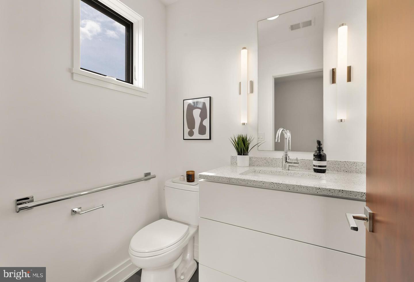 4640 Q ST NW, WASHINGTON, District Of Columbia 20007, 5 Bedrooms Bedrooms, ,4 BathroomsBathrooms,Residential,For sale,4640 Q ST NW,DCDC2197032 MLS # DCDC2197032