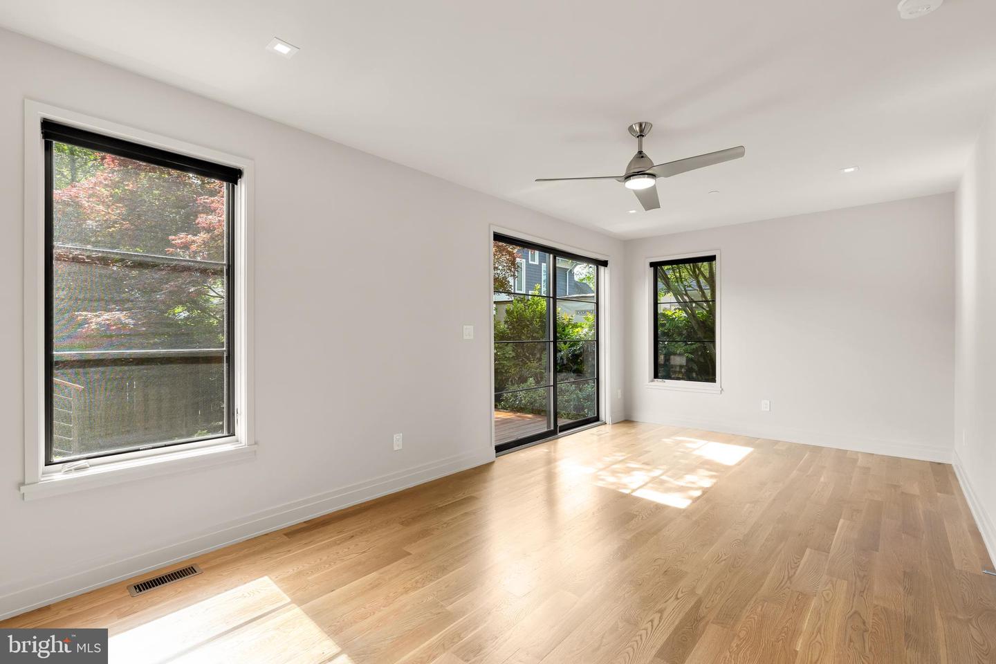 4640 Q ST NW, WASHINGTON, District Of Columbia 20007, 5 Bedrooms Bedrooms, ,4 BathroomsBathrooms,Residential,For sale,4640 Q ST NW,DCDC2197032 MLS # DCDC2197032