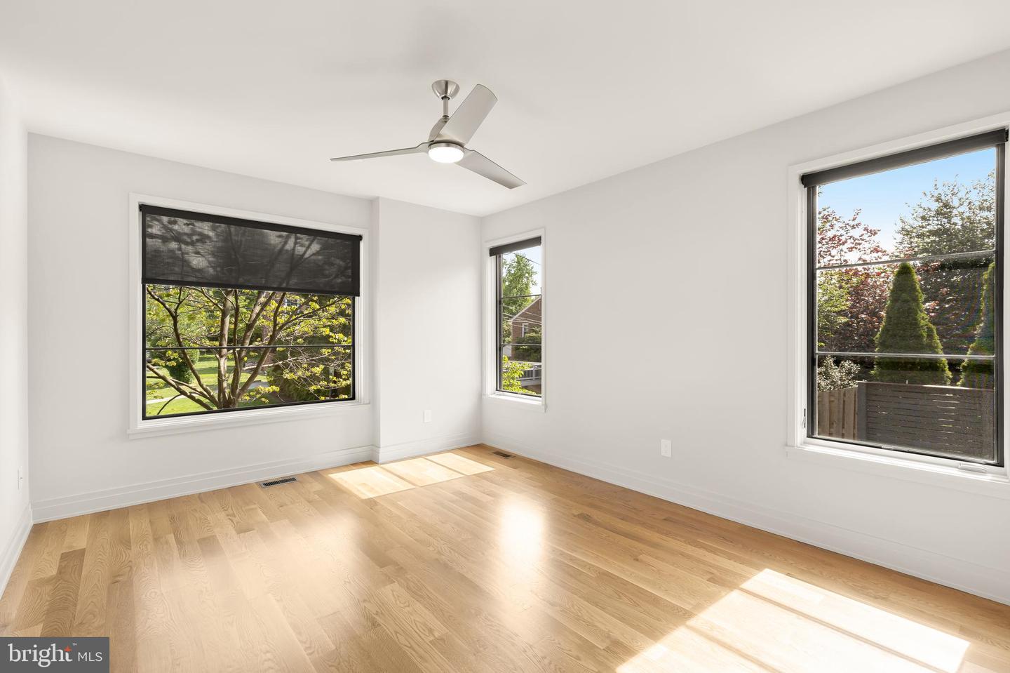 4640 Q ST NW, WASHINGTON, District Of Columbia 20007, 5 Bedrooms Bedrooms, ,4 BathroomsBathrooms,Residential,For sale,4640 Q ST NW,DCDC2197032 MLS # DCDC2197032