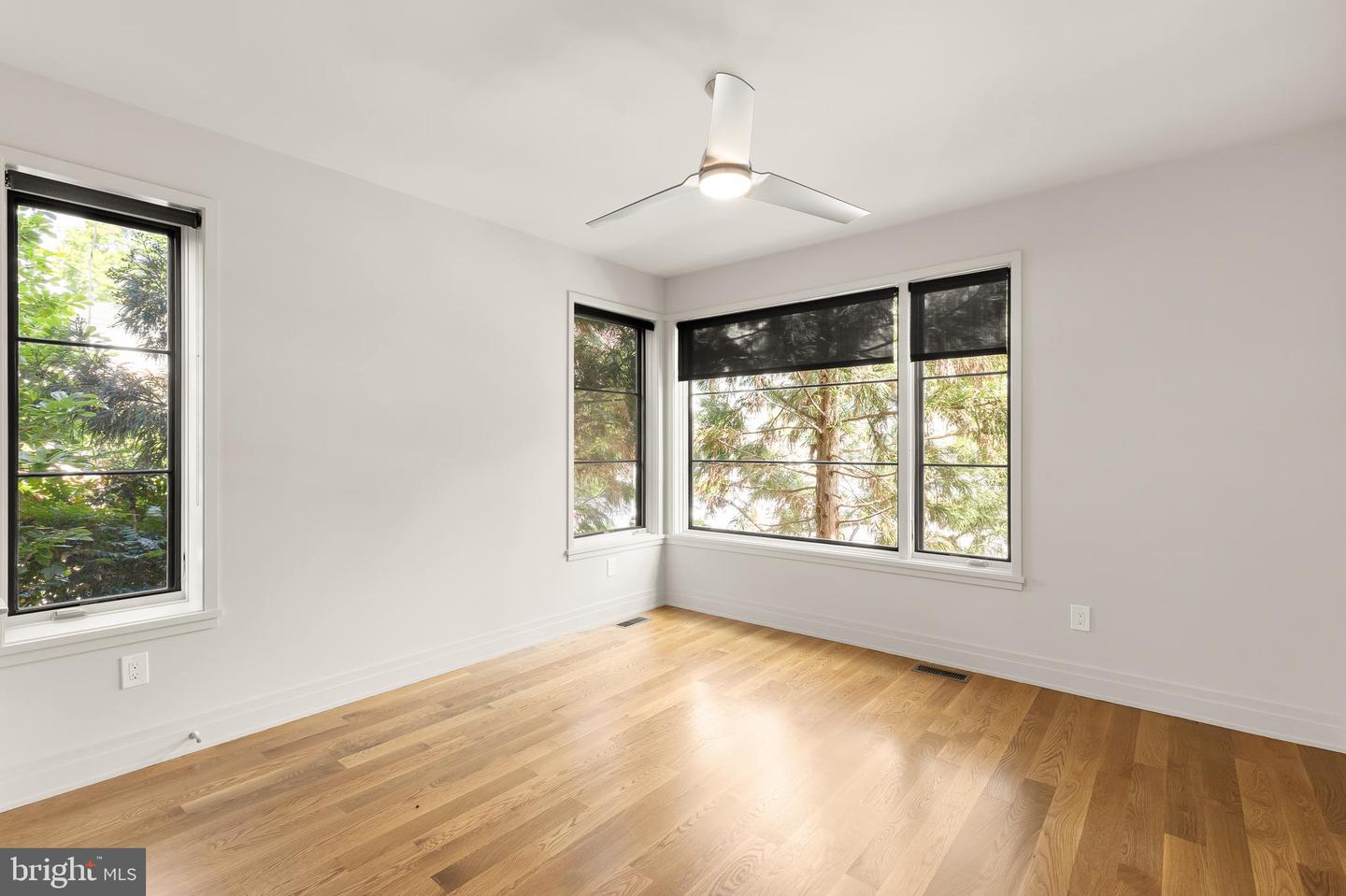 4640 Q ST NW, WASHINGTON, District Of Columbia 20007, 5 Bedrooms Bedrooms, ,4 BathroomsBathrooms,Residential,For sale,4640 Q ST NW,DCDC2197032 MLS # DCDC2197032