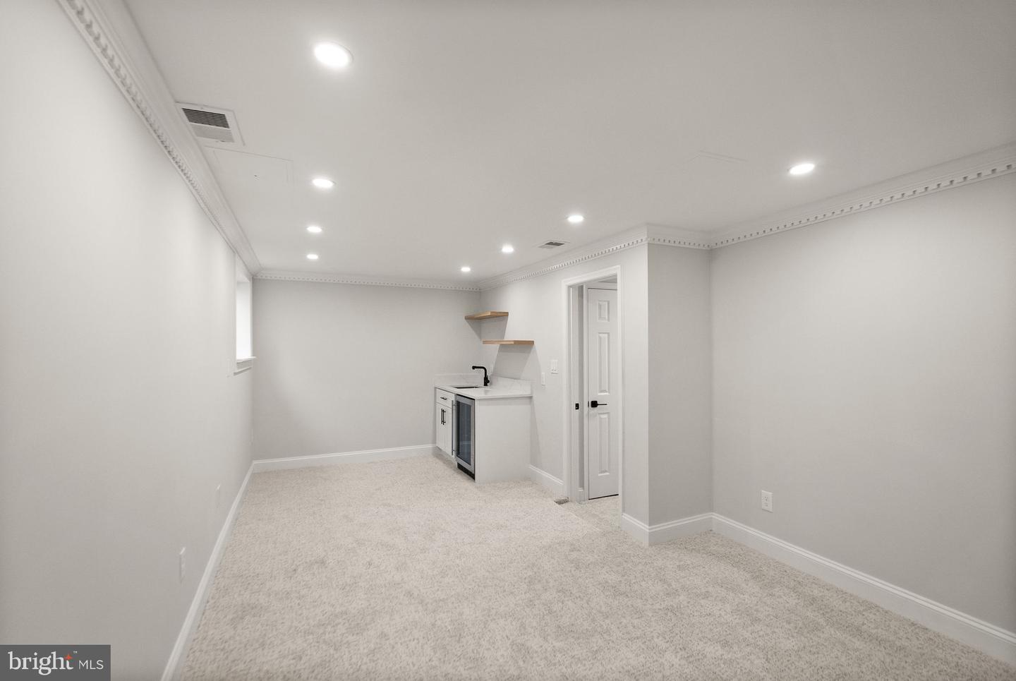 3166 ELLENWOOD DR, FAIRFAX, Virginia 22031, 3 Bedrooms Bedrooms, ,3 BathroomsBathrooms,Residential,For sale,3166 ELLENWOOD DR,VAFX2236058 MLS # VAFX2236058