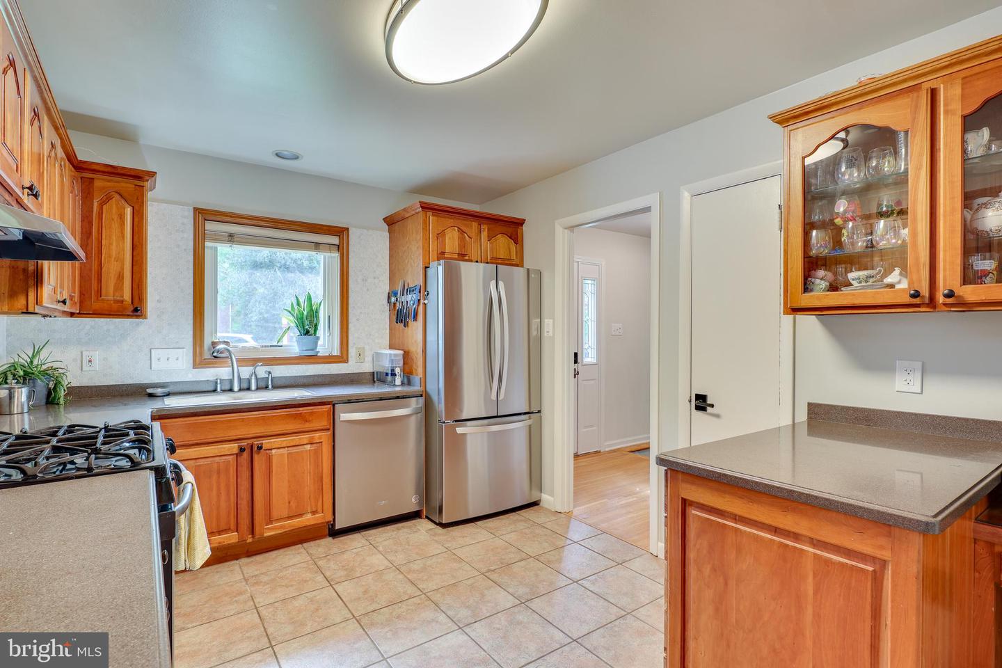 6921 ASHBURY DR, SPRINGFIELD, Virginia 22152, 5 Bedrooms Bedrooms, ,3 BathroomsBathrooms,Residential,For sale,6921 ASHBURY DR,VAFX2236250 MLS # VAFX2236250