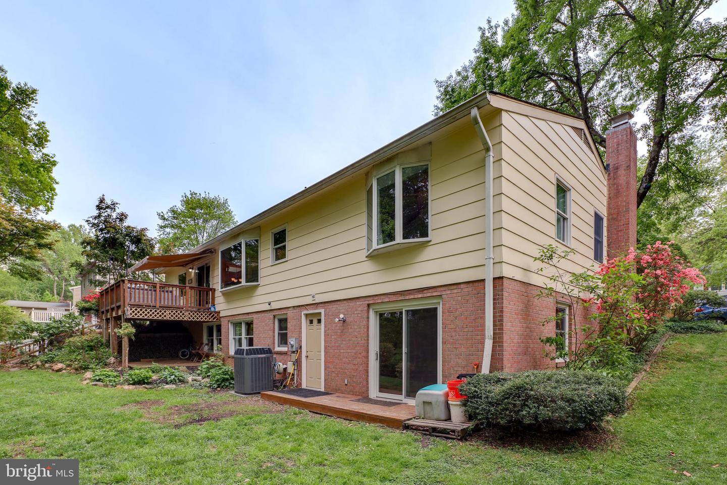 6921 ASHBURY DR, SPRINGFIELD, Virginia 22152, 5 Bedrooms Bedrooms, ,3 BathroomsBathrooms,Residential,For sale,6921 ASHBURY DR,VAFX2236250 MLS # VAFX2236250