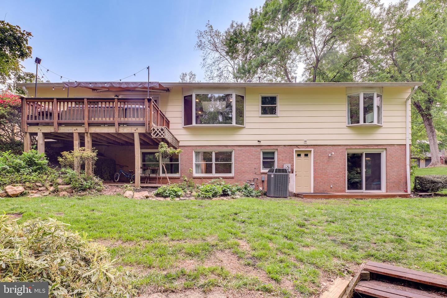 6921 ASHBURY DR, SPRINGFIELD, Virginia 22152, 5 Bedrooms Bedrooms, ,3 BathroomsBathrooms,Residential,For sale,6921 ASHBURY DR,VAFX2236250 MLS # VAFX2236250