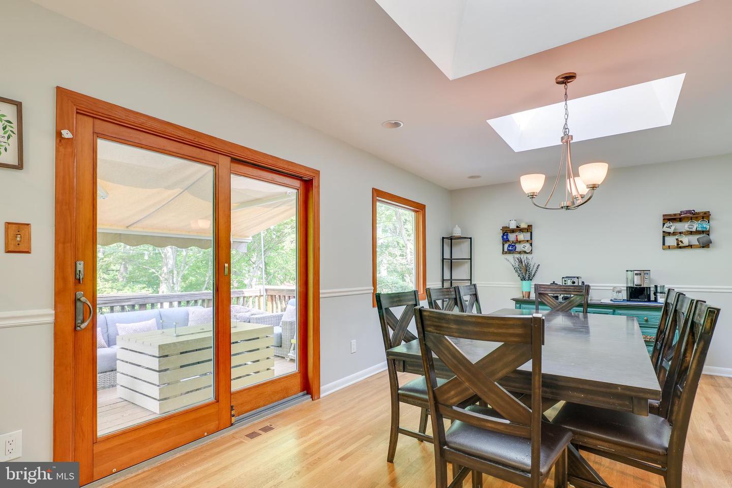 6921 ASHBURY DR, SPRINGFIELD, Virginia 22152, 5 Bedrooms Bedrooms, ,3 BathroomsBathrooms,Residential,For sale,6921 ASHBURY DR,VAFX2236250 MLS # VAFX2236250