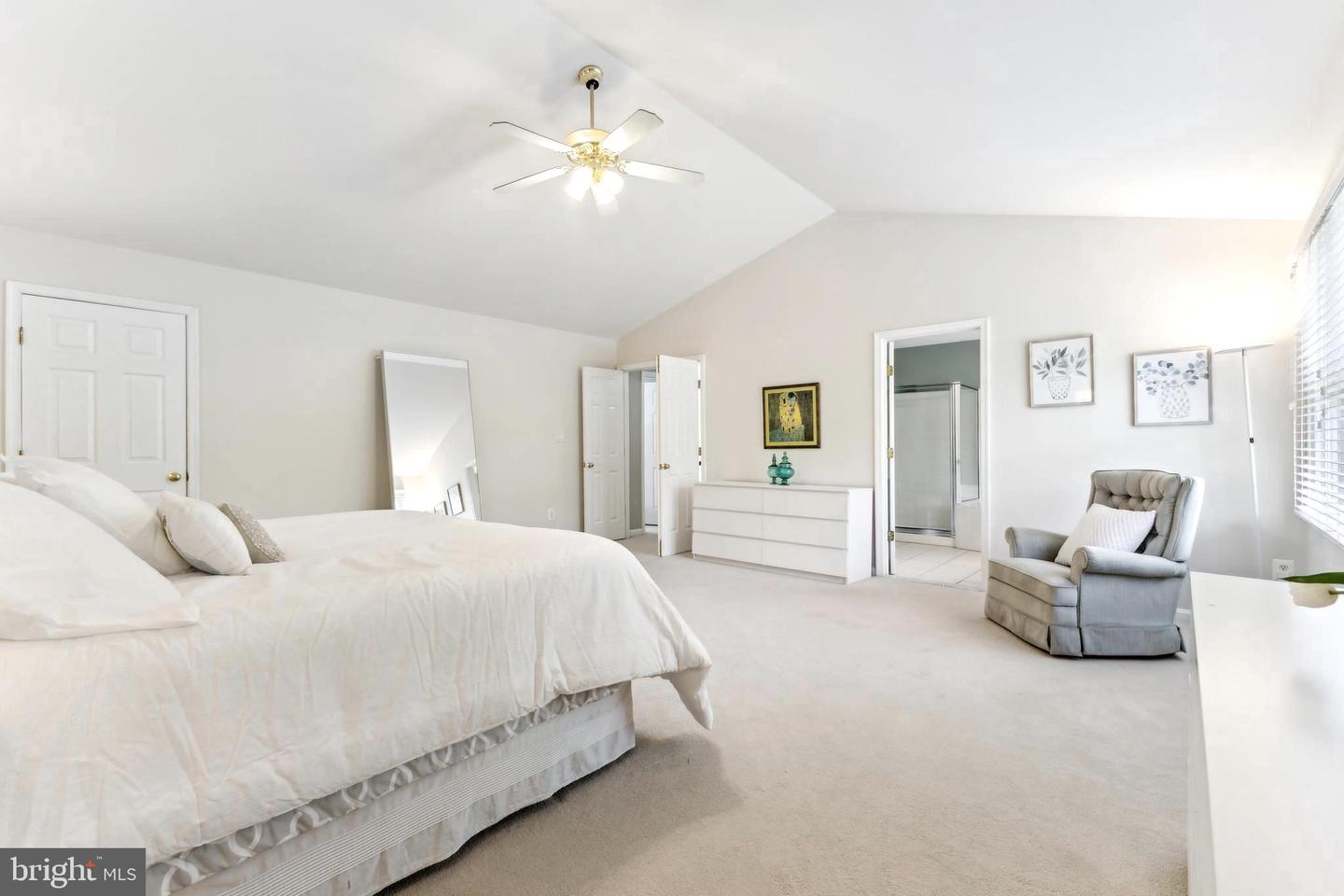 16069 HAYES LN, WOODBRIDGE, Virginia 22191, 4 Bedrooms Bedrooms, ,3 BathroomsBathrooms,Residential,For sale,16069 HAYES LN,VAPW2092804 MLS # VAPW2092804