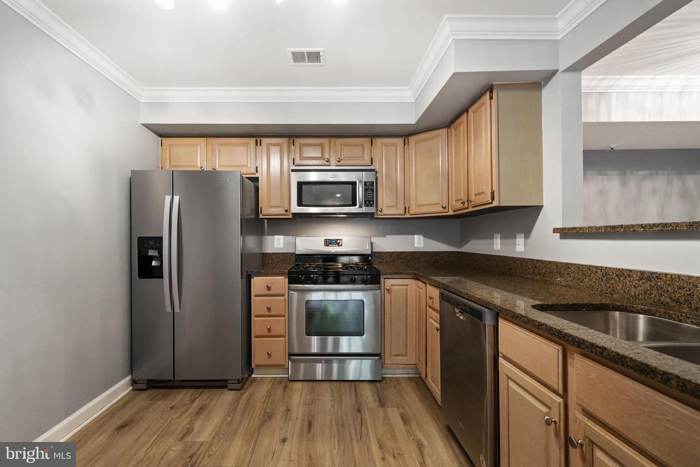12229 FAIRFIELD HOUSE DR #203A, FAIRFAX, Virginia 22033, 2 Bedrooms Bedrooms, ,2 BathroomsBathrooms,Residential,For sale,12229 FAIRFIELD HOUSE DR #203A,VAFX2236314 MLS # VAFX2236314