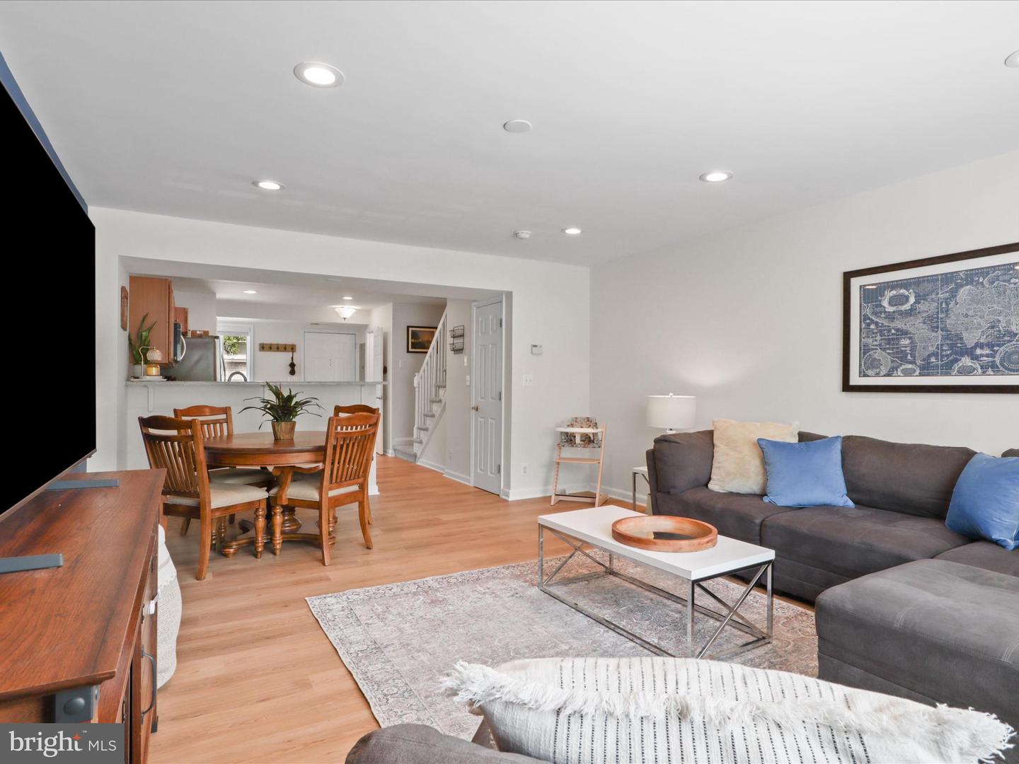 1407 N VAN DORN ST #A, ALEXANDRIA, Virginia 22304, 2 Bedrooms Bedrooms, ,1 BathroomBathrooms,Residential,For sale,1407 N VAN DORN ST #A,VAAX2044558 MLS # VAAX2044558