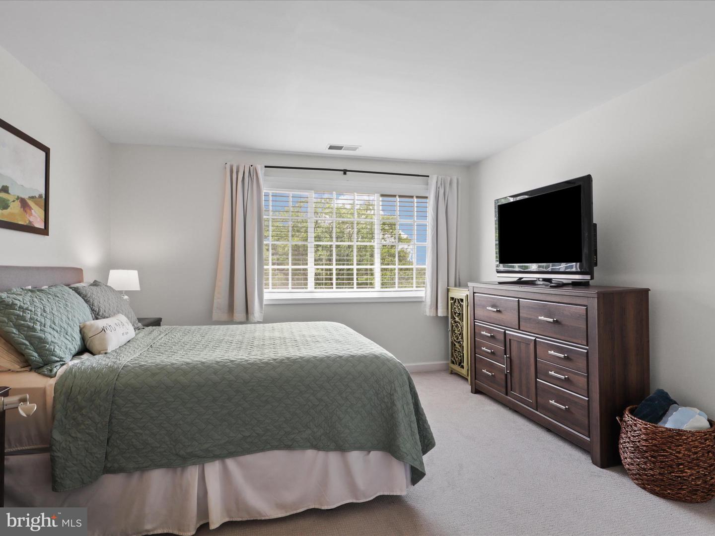 1407 N VAN DORN ST #A, ALEXANDRIA, Virginia 22304, 2 Bedrooms Bedrooms, ,1 BathroomBathrooms,Residential,For sale,1407 N VAN DORN ST #A,VAAX2044558 MLS # VAAX2044558