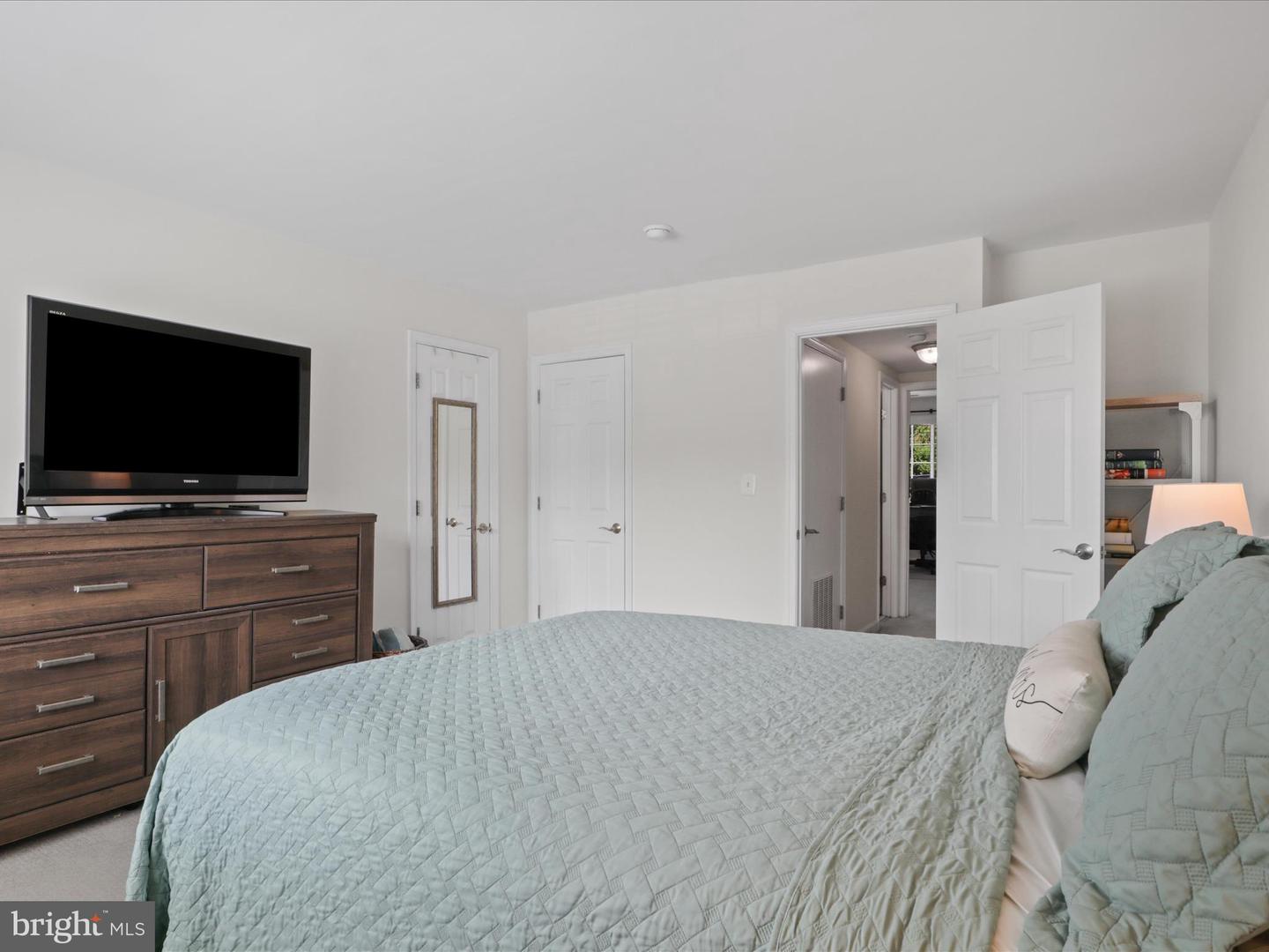 1407 N VAN DORN ST #A, ALEXANDRIA, Virginia 22304, 2 Bedrooms Bedrooms, ,1 BathroomBathrooms,Residential,For sale,1407 N VAN DORN ST #A,VAAX2044558 MLS # VAAX2044558
