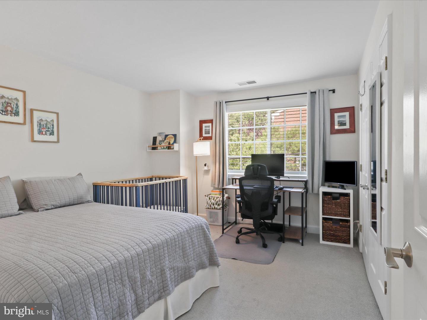 1407 N VAN DORN ST #A, ALEXANDRIA, Virginia 22304, 2 Bedrooms Bedrooms, ,1 BathroomBathrooms,Residential,For sale,1407 N VAN DORN ST #A,VAAX2044558 MLS # VAAX2044558