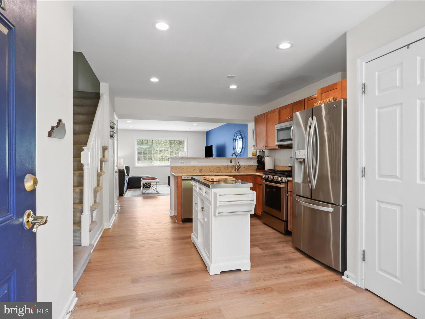 1407 N VAN DORN ST #A, ALEXANDRIA, Virginia 22304, 2 Bedrooms Bedrooms, ,1 BathroomBathrooms,Residential,For sale,1407 N VAN DORN ST #A,VAAX2044558 MLS # VAAX2044558