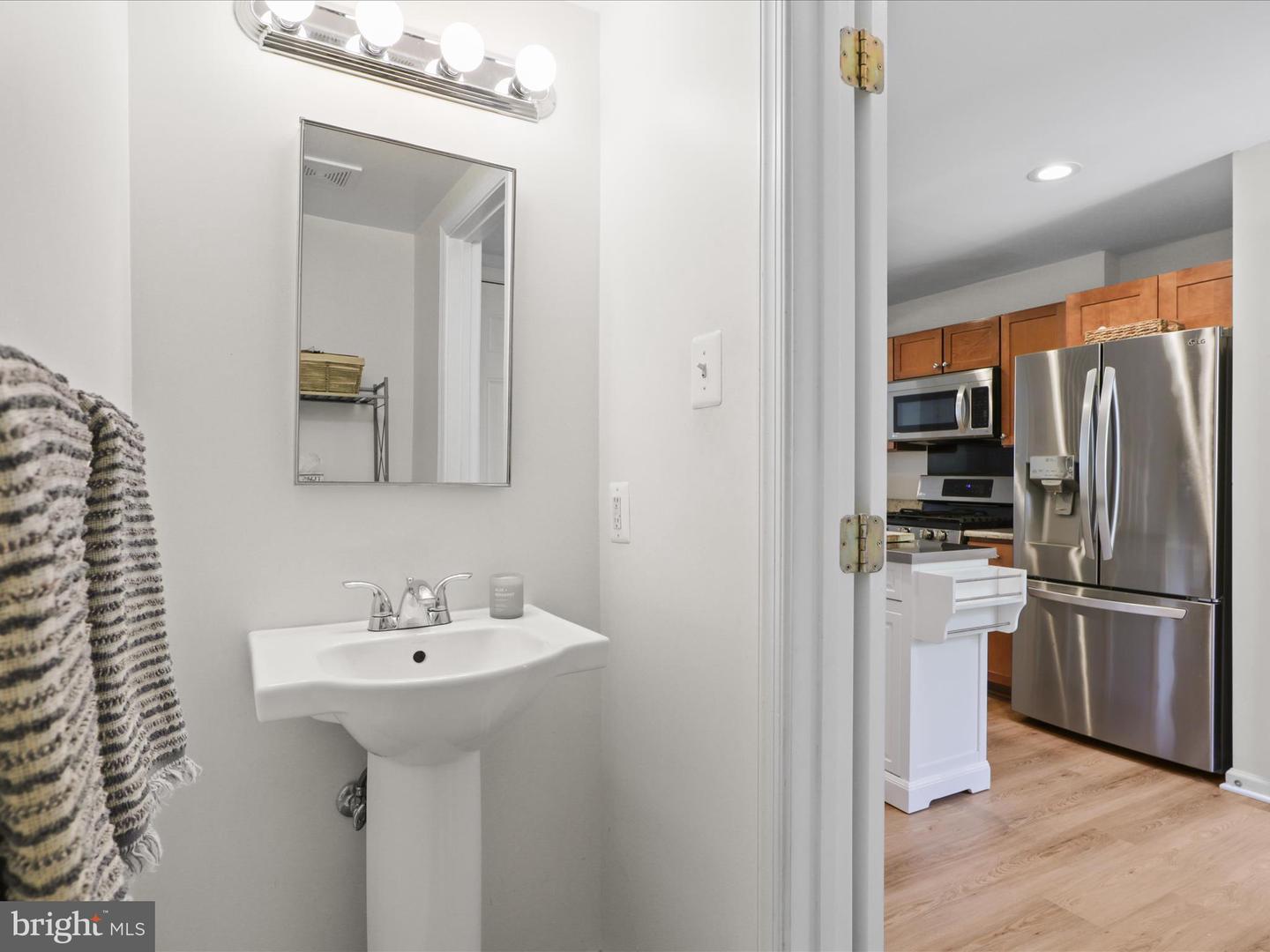 1407 N VAN DORN ST #A, ALEXANDRIA, Virginia 22304, 2 Bedrooms Bedrooms, ,1 BathroomBathrooms,Residential,For sale,1407 N VAN DORN ST #A,VAAX2044558 MLS # VAAX2044558