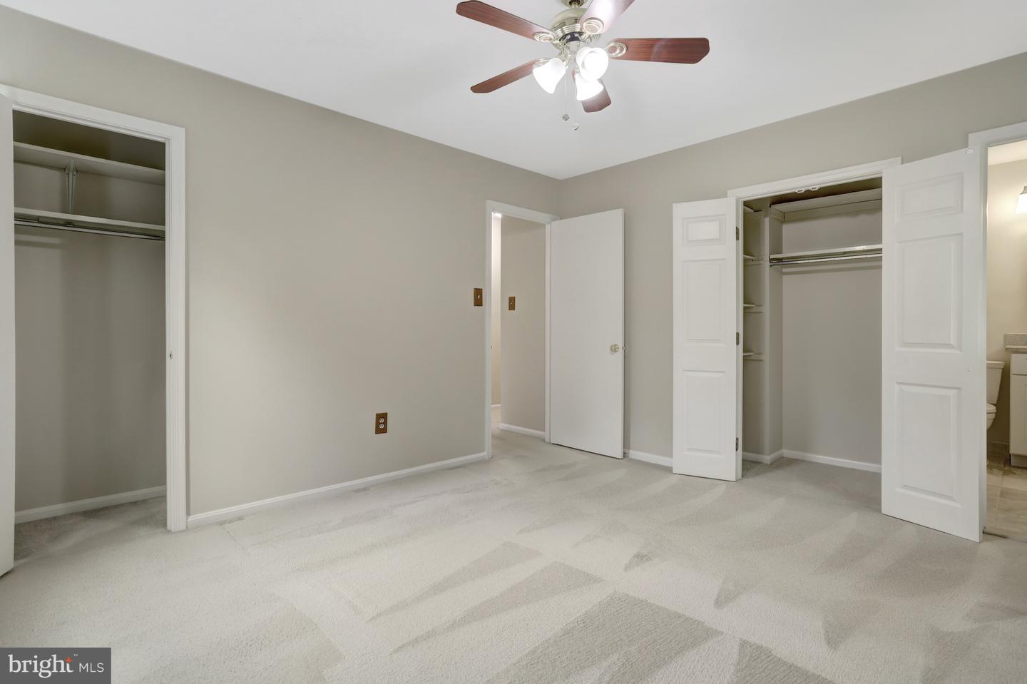 7716 CARRLEIGH PKWY, SPRINGFIELD, Virginia 22152, 6 Bedrooms Bedrooms, ,3 BathroomsBathrooms,Residential,For sale,7716 CARRLEIGH PKWY,VAFX2236430 MLS # VAFX2236430