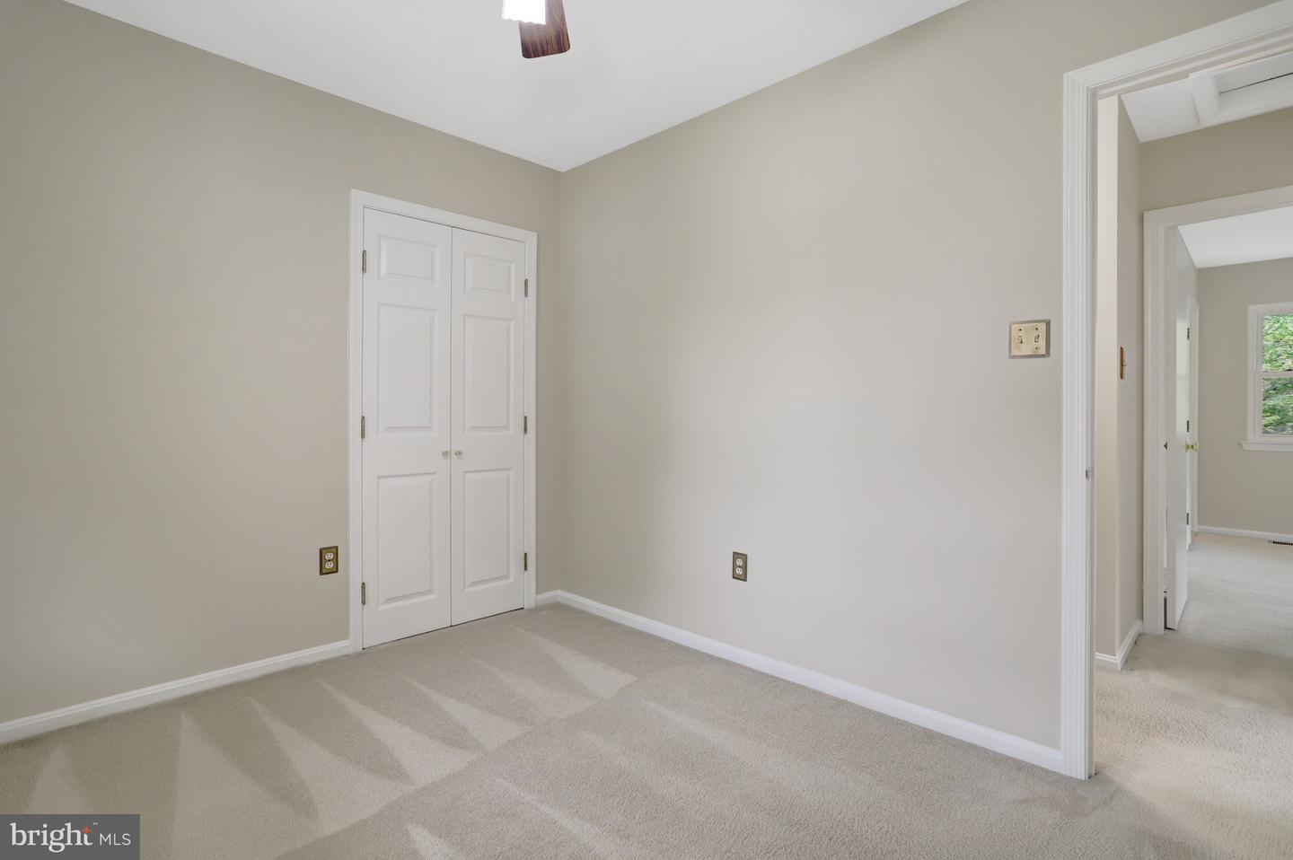 7716 CARRLEIGH PKWY, SPRINGFIELD, Virginia 22152, 6 Bedrooms Bedrooms, ,3 BathroomsBathrooms,Residential,For sale,7716 CARRLEIGH PKWY,VAFX2236430 MLS # VAFX2236430