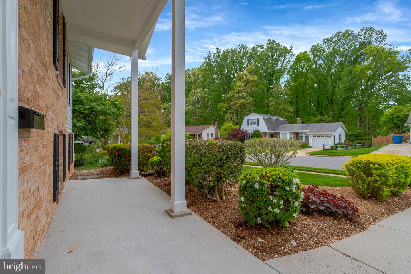 7716 CARRLEIGH PKWY, SPRINGFIELD, Virginia 22152, 6 Bedrooms Bedrooms, ,3 BathroomsBathrooms,Residential,For sale,7716 CARRLEIGH PKWY,VAFX2236430 MLS # VAFX2236430