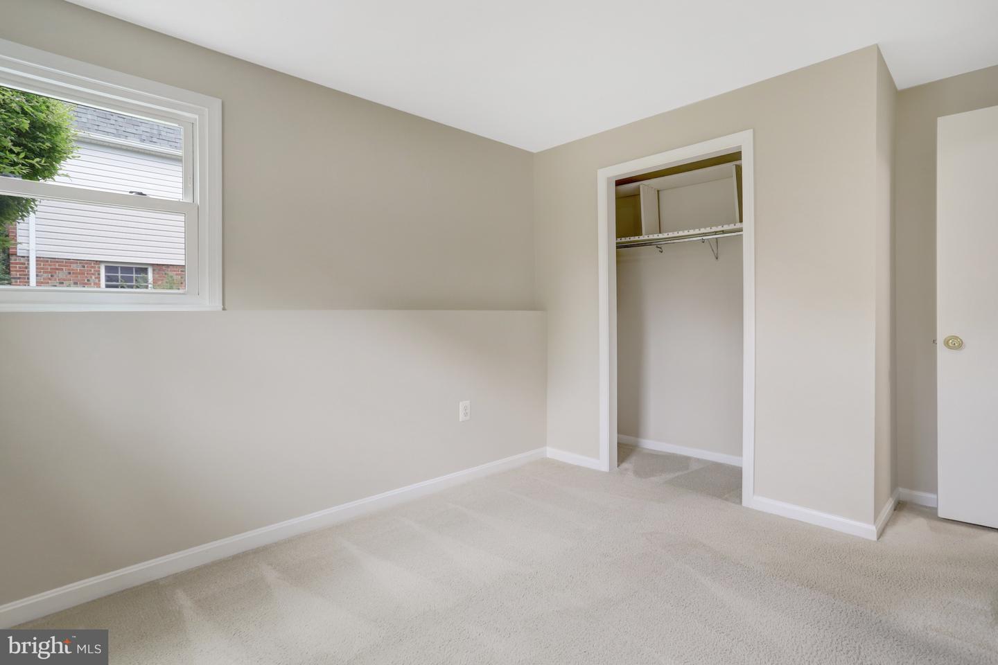 7716 CARRLEIGH PKWY, SPRINGFIELD, Virginia 22152, 6 Bedrooms Bedrooms, ,3 BathroomsBathrooms,Residential,For sale,7716 CARRLEIGH PKWY,VAFX2236430 MLS # VAFX2236430