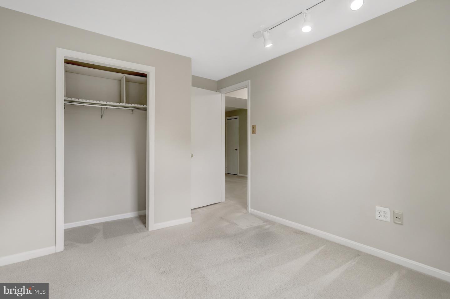 7716 CARRLEIGH PKWY, SPRINGFIELD, Virginia 22152, 6 Bedrooms Bedrooms, ,3 BathroomsBathrooms,Residential,For sale,7716 CARRLEIGH PKWY,VAFX2236430 MLS # VAFX2236430