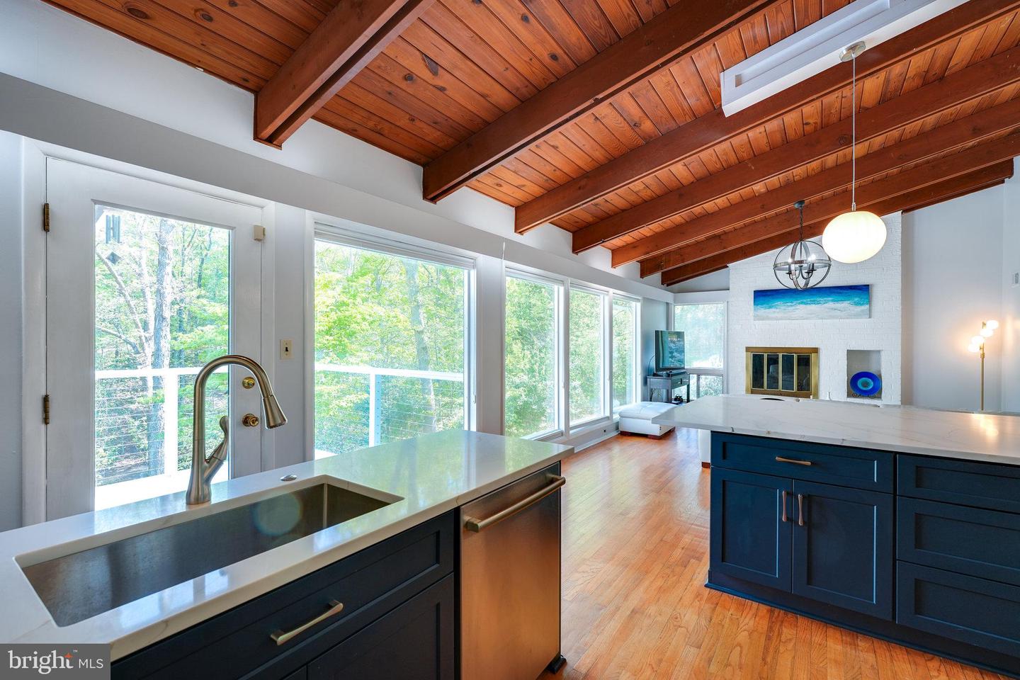 10611 ALLENWOOD LN, GREAT FALLS, Virginia 22066, 6 Bedrooms Bedrooms, ,4 BathroomsBathrooms,Residential,For sale,10611 ALLENWOOD LN,VAFX2236462 MLS # VAFX2236462