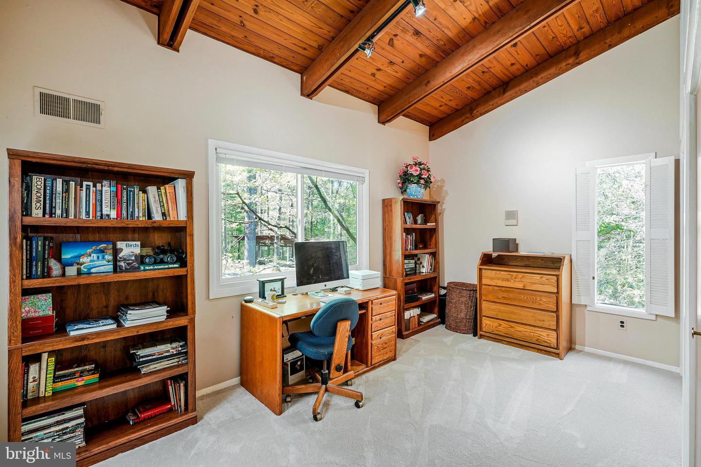 10611 ALLENWOOD LN, GREAT FALLS, Virginia 22066, 6 Bedrooms Bedrooms, ,4 BathroomsBathrooms,Residential,For sale,10611 ALLENWOOD LN,VAFX2236462 MLS # VAFX2236462
