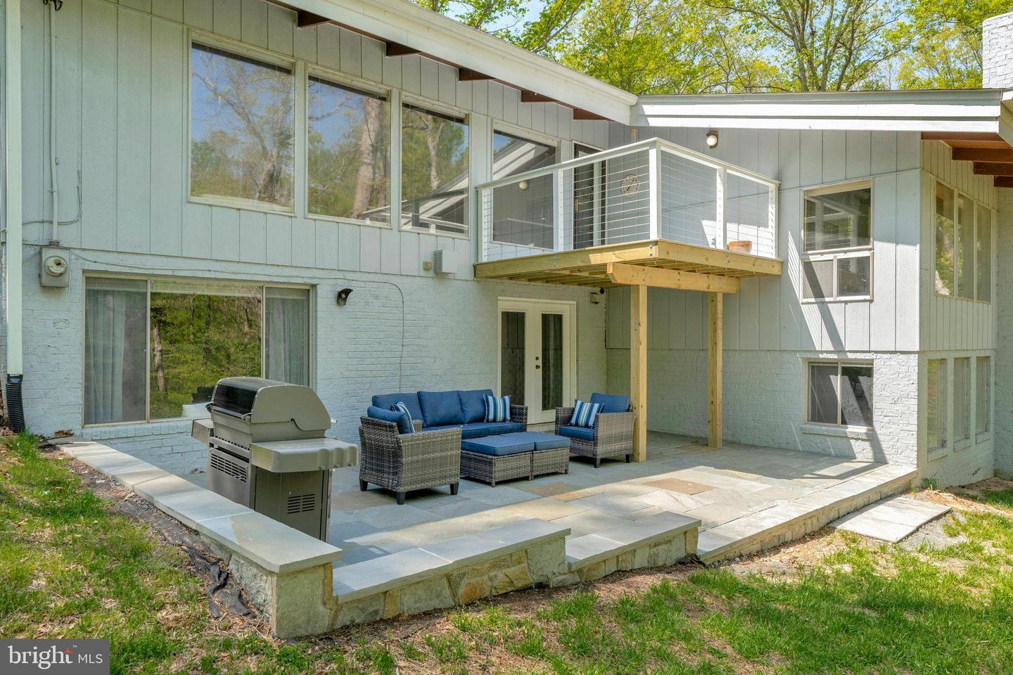 10611 ALLENWOOD LN, GREAT FALLS, Virginia 22066, 6 Bedrooms Bedrooms, ,4 BathroomsBathrooms,Residential,For sale,10611 ALLENWOOD LN,VAFX2236462 MLS # VAFX2236462