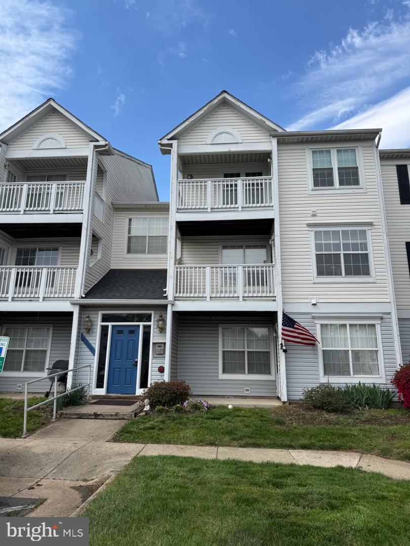 8054 LISLE DR #204, MANASSAS, Virginia 20109, 2 Bedrooms Bedrooms, ,2 BathroomsBathrooms,Residential,For sale,8054 LISLE DR #204,VAPW2092874 MLS # VAPW2092874