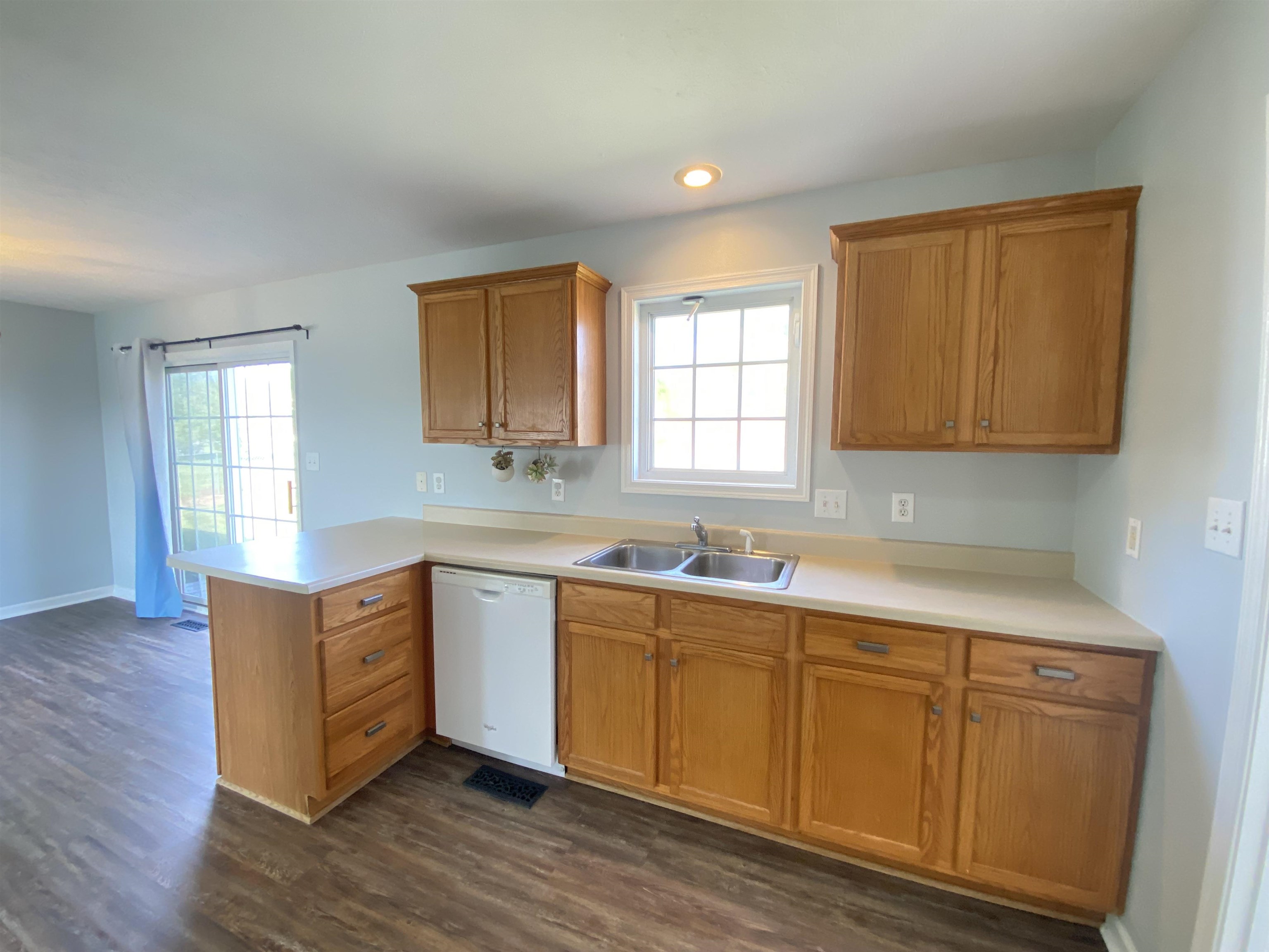 44 SUGAR MILL LN, WEYERS CAVE, Virginia 24486, 3 Bedrooms Bedrooms, ,2 BathroomsBathrooms,Residential,44 SUGAR MILL LN,664049 MLS # 664049