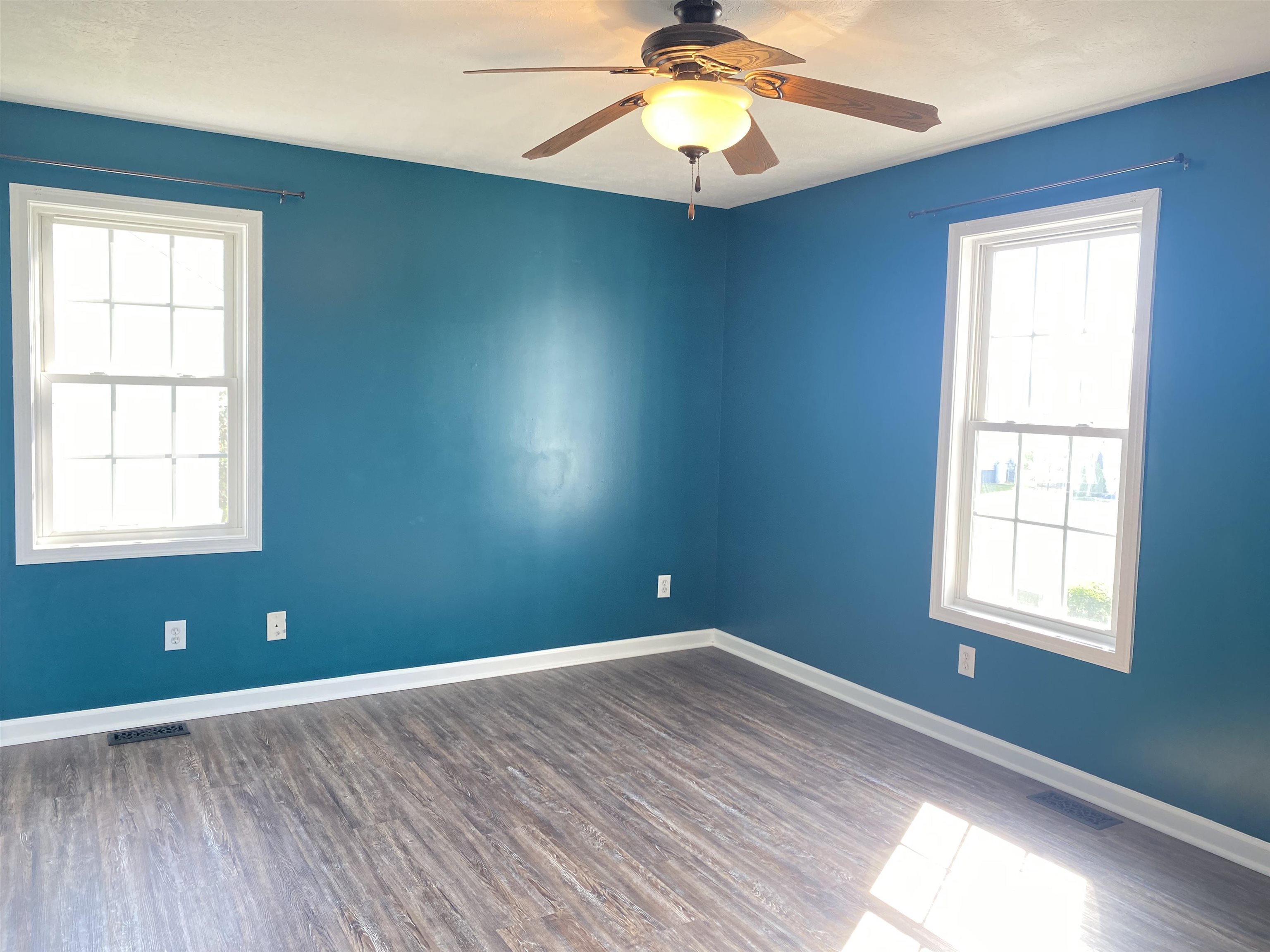 44 SUGAR MILL LN, WEYERS CAVE, Virginia 24486, 3 Bedrooms Bedrooms, ,2 BathroomsBathrooms,Residential,44 SUGAR MILL LN,664049 MLS # 664049