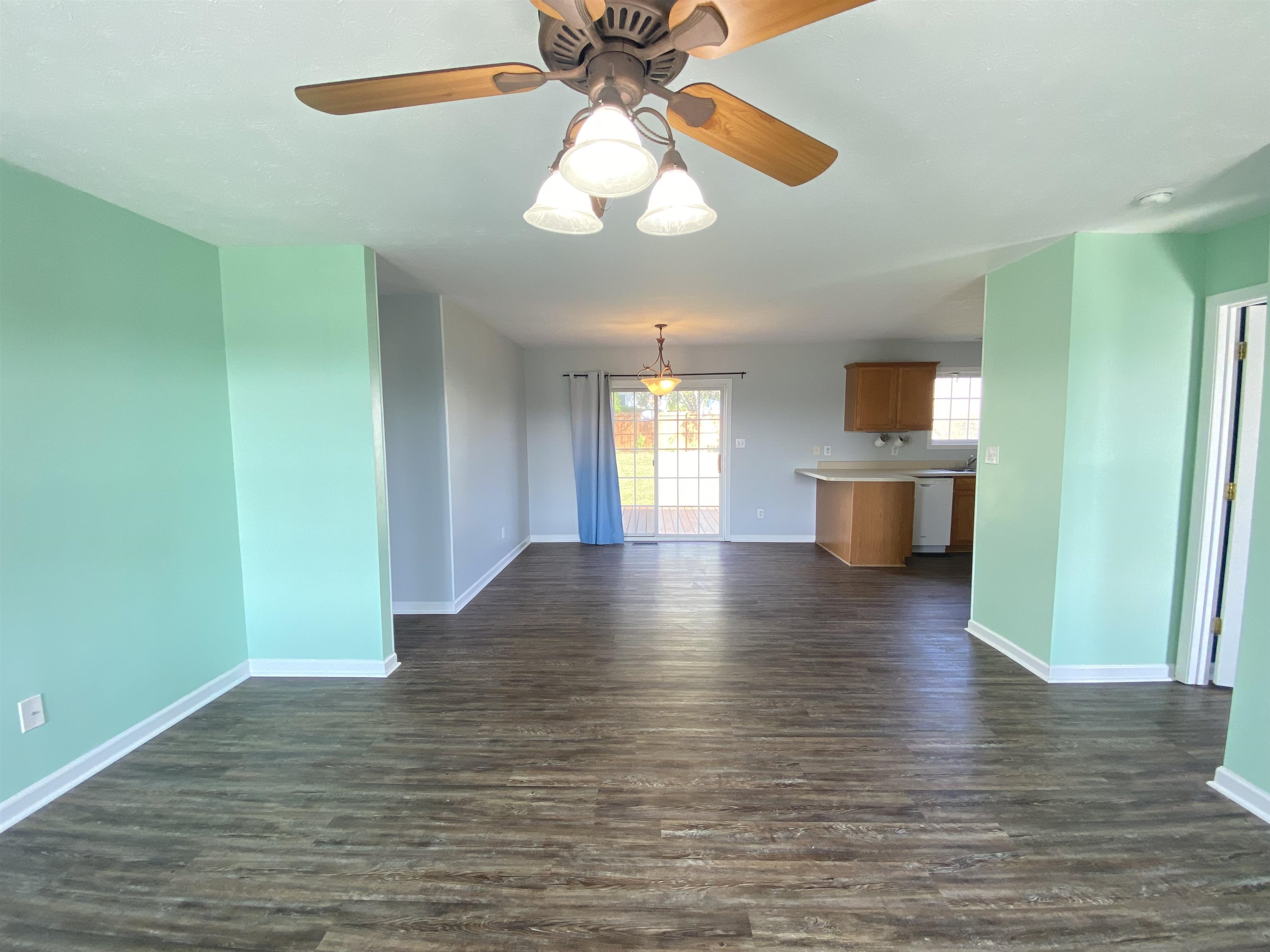 44 SUGAR MILL LN, WEYERS CAVE, Virginia 24486, 3 Bedrooms Bedrooms, ,2 BathroomsBathrooms,Residential,44 SUGAR MILL LN,664049 MLS # 664049