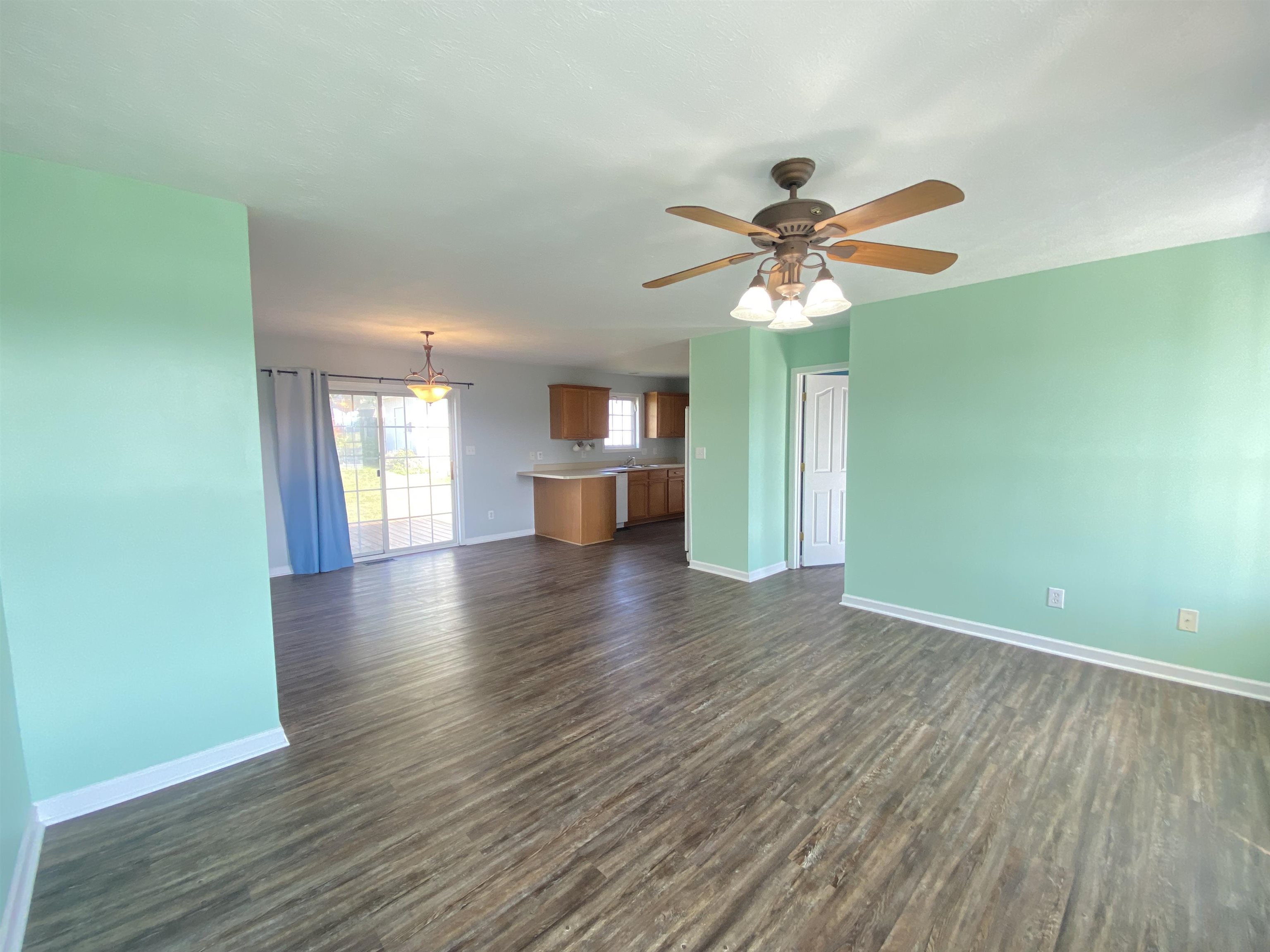 44 SUGAR MILL LN, WEYERS CAVE, Virginia 24486, 3 Bedrooms Bedrooms, ,2 BathroomsBathrooms,Residential,44 SUGAR MILL LN,664049 MLS # 664049