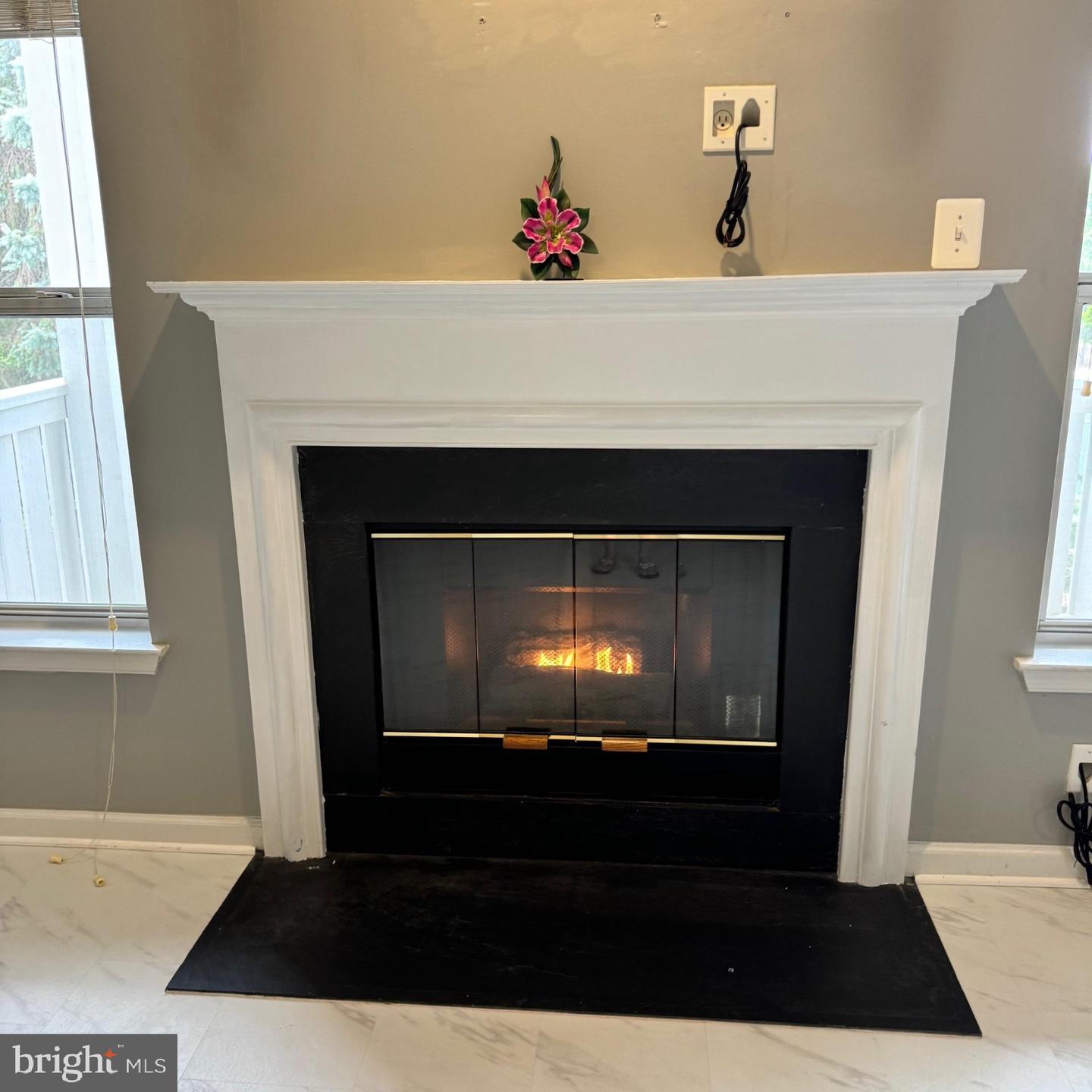 14305 GRAPE HOLLY GRV #25, CENTREVILLE, Virginia 20121, 2 Bedrooms Bedrooms, ,2 BathroomsBathrooms,Residential,For sale,14305 GRAPE HOLLY GRV #25,VAFX2236482 MLS # VAFX2236482
