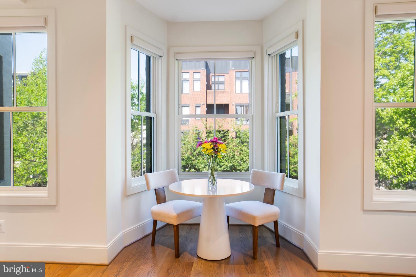 270 15TH ST SE #301, WASHINGTON, District Of Columbia 20003, 2 Bedrooms Bedrooms, ,2 BathroomsBathrooms,Residential,For sale,270 15TH ST SE #301,DCDC2197350 MLS # DCDC2197350