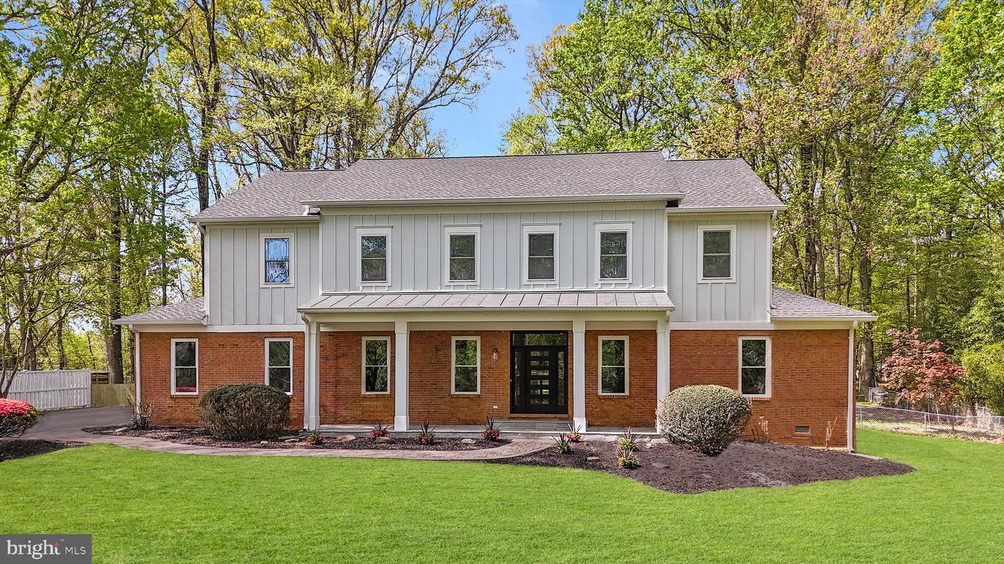 11336 VALE RD, OAKTON, Virginia 22124, 4 Bedrooms Bedrooms, ,5 BathroomsBathrooms,Residential,For sale,11336 VALE RD,VAFX2236532 MLS # VAFX2236532