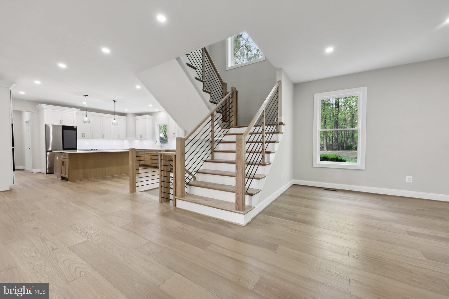 11336 VALE RD, OAKTON, Virginia 22124, 4 Bedrooms Bedrooms, ,5 BathroomsBathrooms,Residential,For sale,11336 VALE RD,VAFX2236532 MLS # VAFX2236532