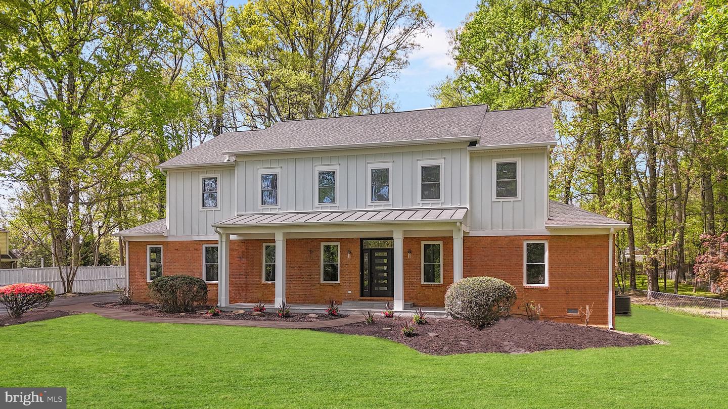 11336 VALE RD, OAKTON, Virginia 22124, 4 Bedrooms Bedrooms, ,5 BathroomsBathrooms,Residential,For sale,11336 VALE RD,VAFX2236532 MLS # VAFX2236532