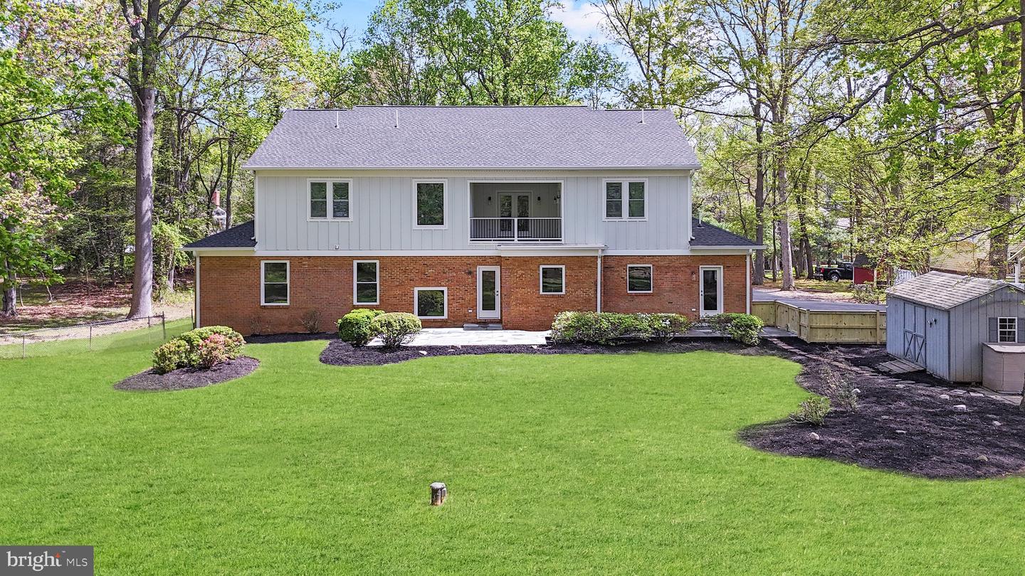 11336 VALE RD, OAKTON, Virginia 22124, 4 Bedrooms Bedrooms, ,5 BathroomsBathrooms,Residential,For sale,11336 VALE RD,VAFX2236532 MLS # VAFX2236532