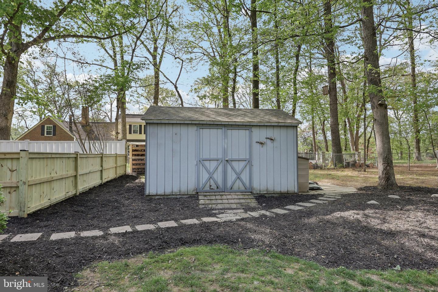 11336 VALE RD, OAKTON, Virginia 22124, 4 Bedrooms Bedrooms, ,5 BathroomsBathrooms,Residential,For sale,11336 VALE RD,VAFX2236532 MLS # VAFX2236532