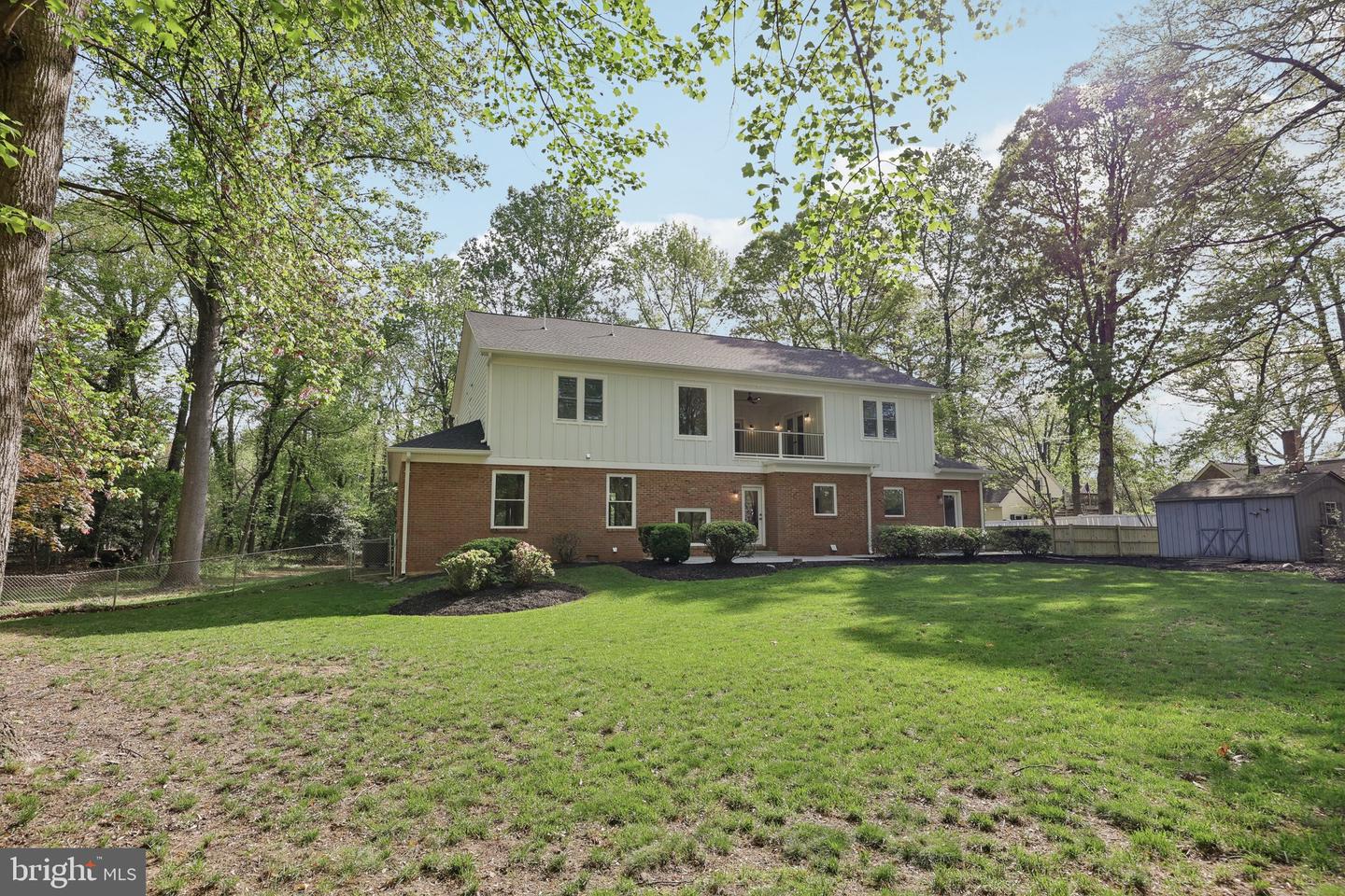 11336 VALE RD, OAKTON, Virginia 22124, 4 Bedrooms Bedrooms, ,5 BathroomsBathrooms,Residential,For sale,11336 VALE RD,VAFX2236532 MLS # VAFX2236532