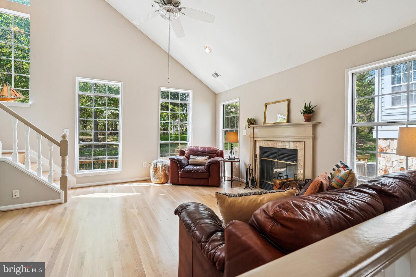 463 FORTRESS WAY, OCCOQUAN, Virginia 22125, 3 Bedrooms Bedrooms, ,3 BathroomsBathrooms,Residential,For sale,463 FORTRESS WAY,VAPW2092904 MLS # VAPW2092904