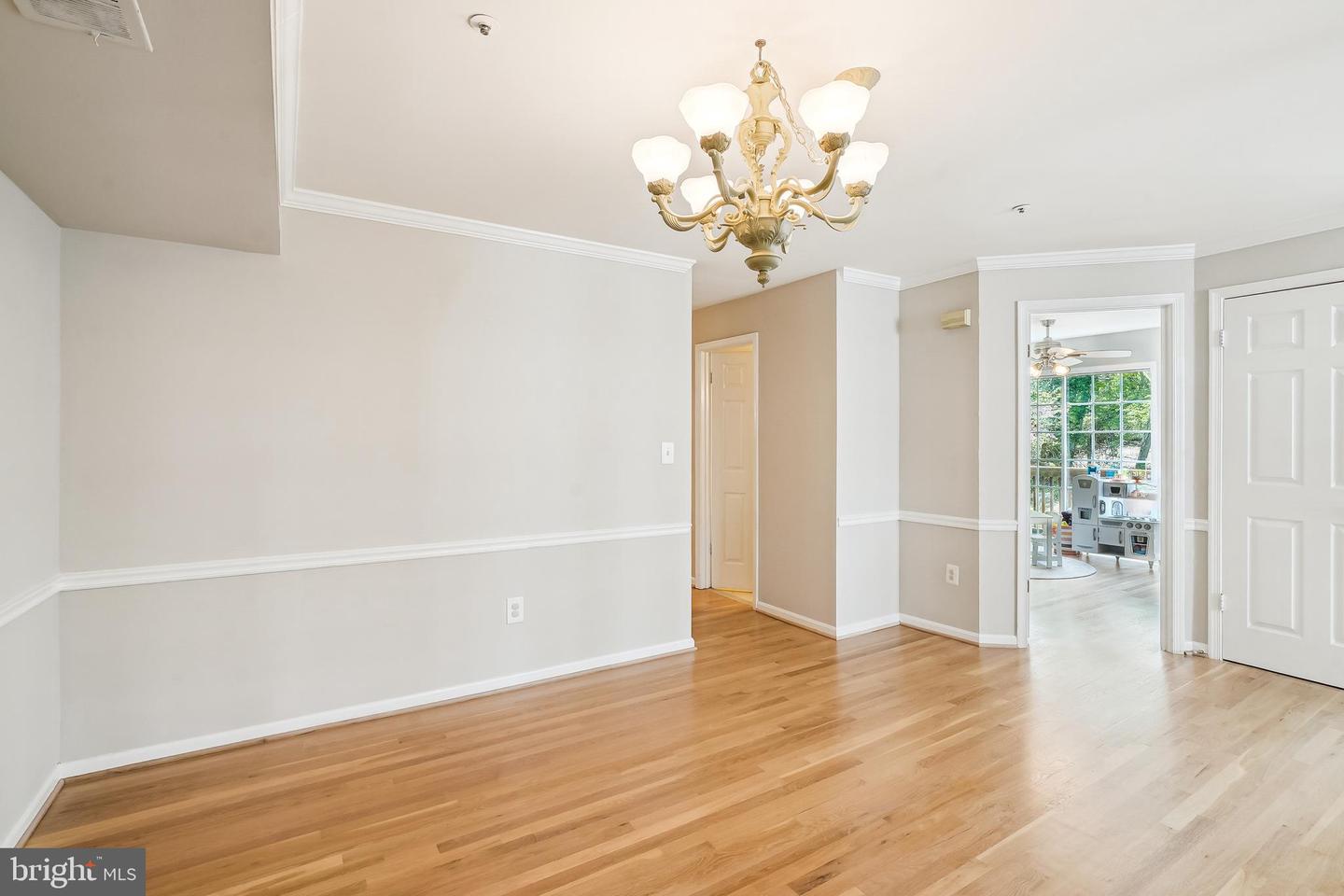 463 FORTRESS WAY, OCCOQUAN, Virginia 22125, 3 Bedrooms Bedrooms, ,3 BathroomsBathrooms,Residential,For sale,463 FORTRESS WAY,VAPW2092904 MLS # VAPW2092904