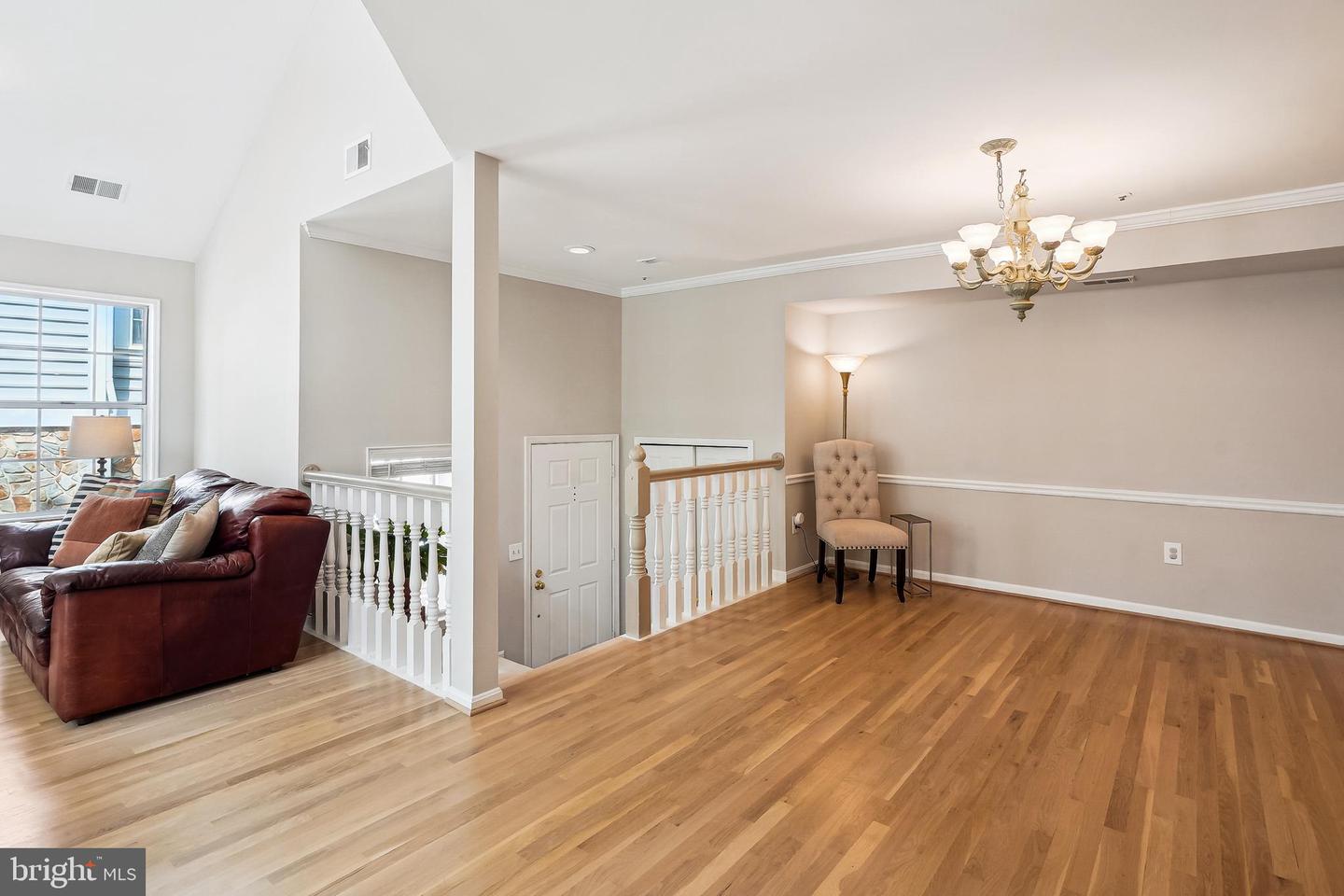 463 FORTRESS WAY, OCCOQUAN, Virginia 22125, 3 Bedrooms Bedrooms, ,3 BathroomsBathrooms,Residential,For sale,463 FORTRESS WAY,VAPW2092904 MLS # VAPW2092904