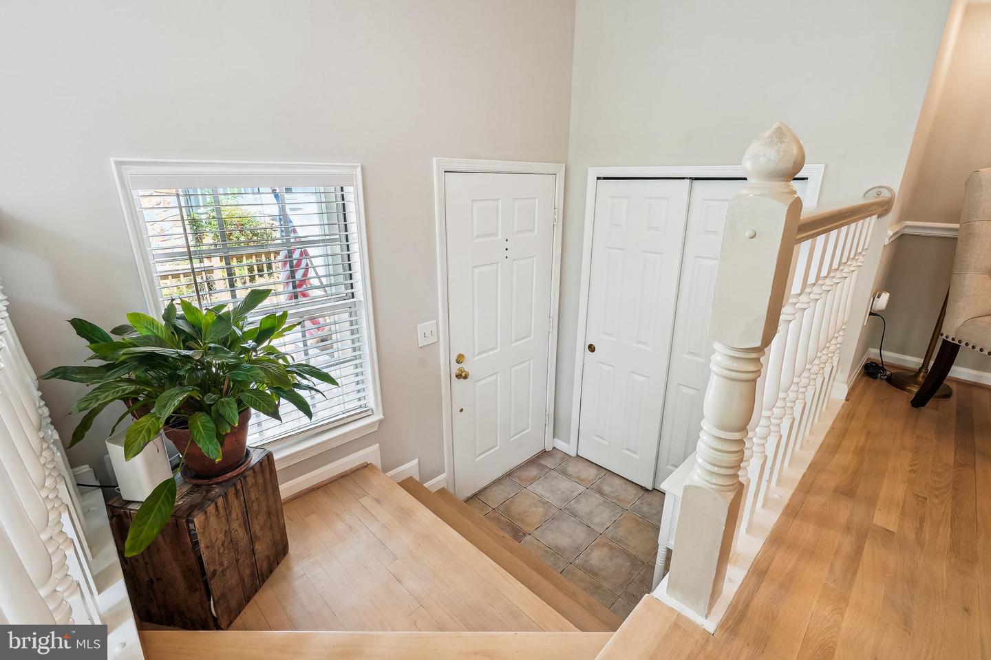 463 FORTRESS WAY, OCCOQUAN, Virginia 22125, 3 Bedrooms Bedrooms, ,3 BathroomsBathrooms,Residential,For sale,463 FORTRESS WAY,VAPW2092904 MLS # VAPW2092904