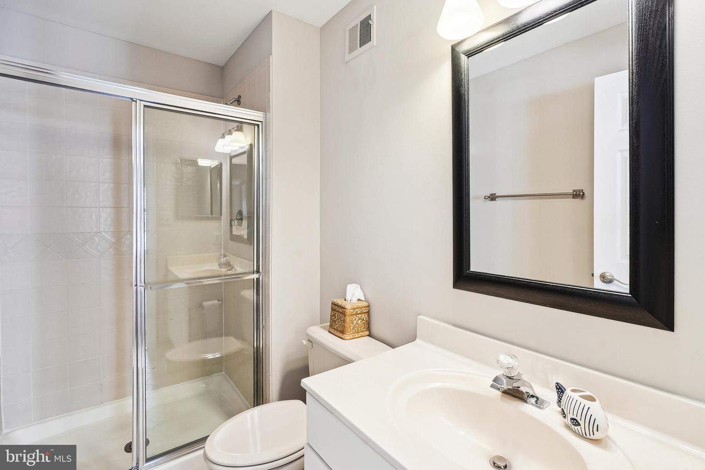 463 FORTRESS WAY, OCCOQUAN, Virginia 22125, 3 Bedrooms Bedrooms, ,3 BathroomsBathrooms,Residential,For sale,463 FORTRESS WAY,VAPW2092904 MLS # VAPW2092904